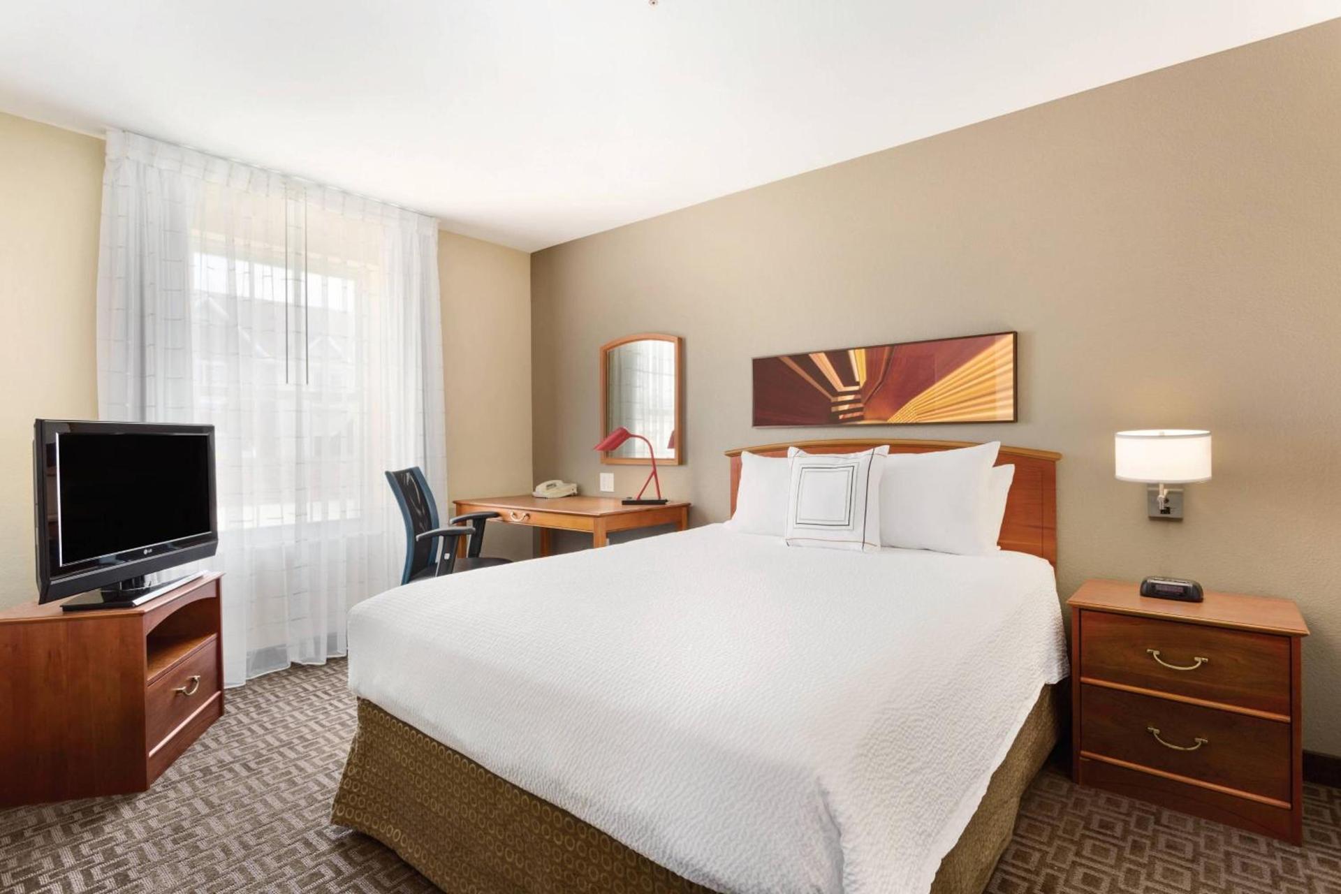 TownePlace Suites Salt Lake City Layton photo 16