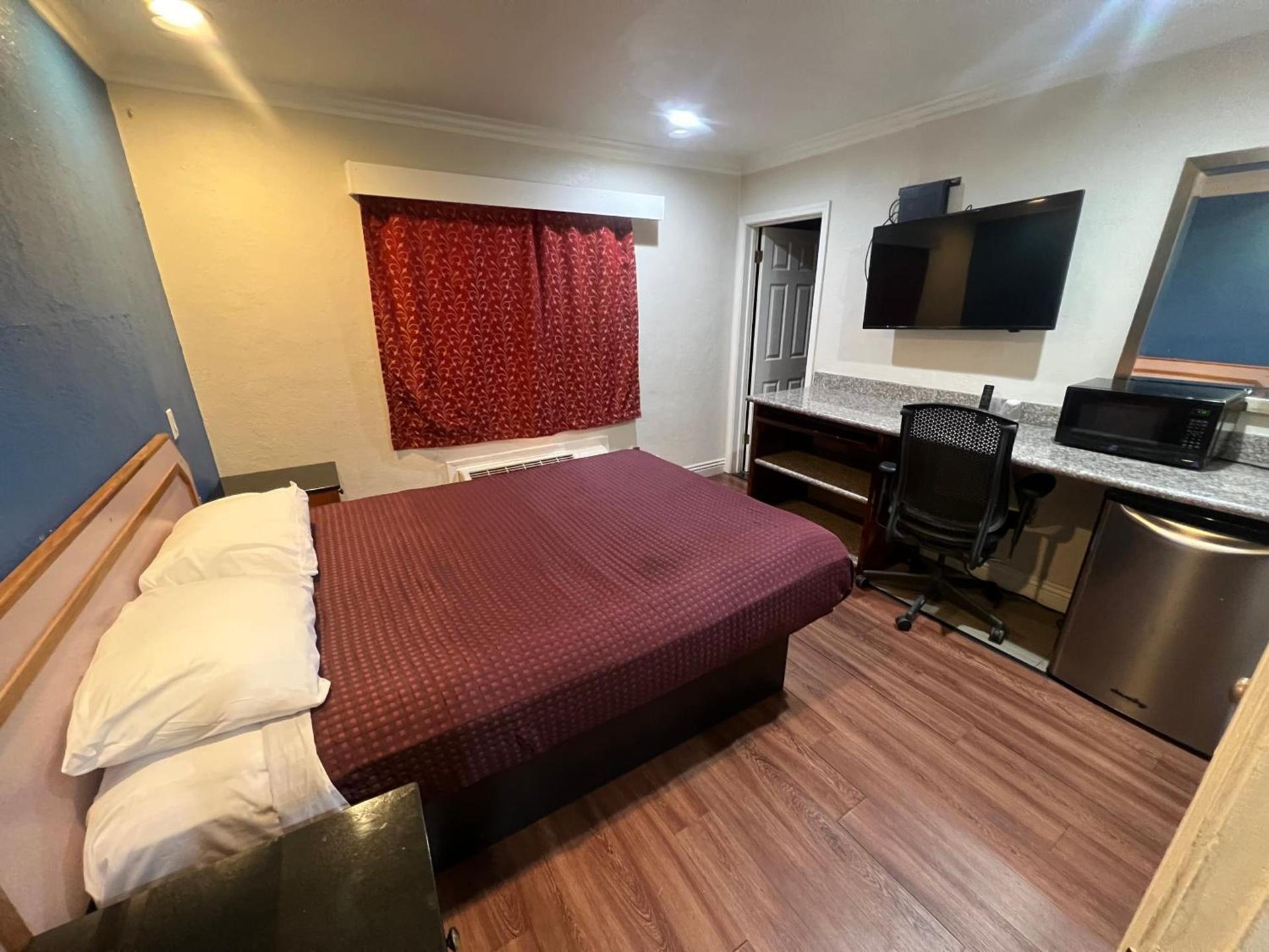 Harris Motel photo 33