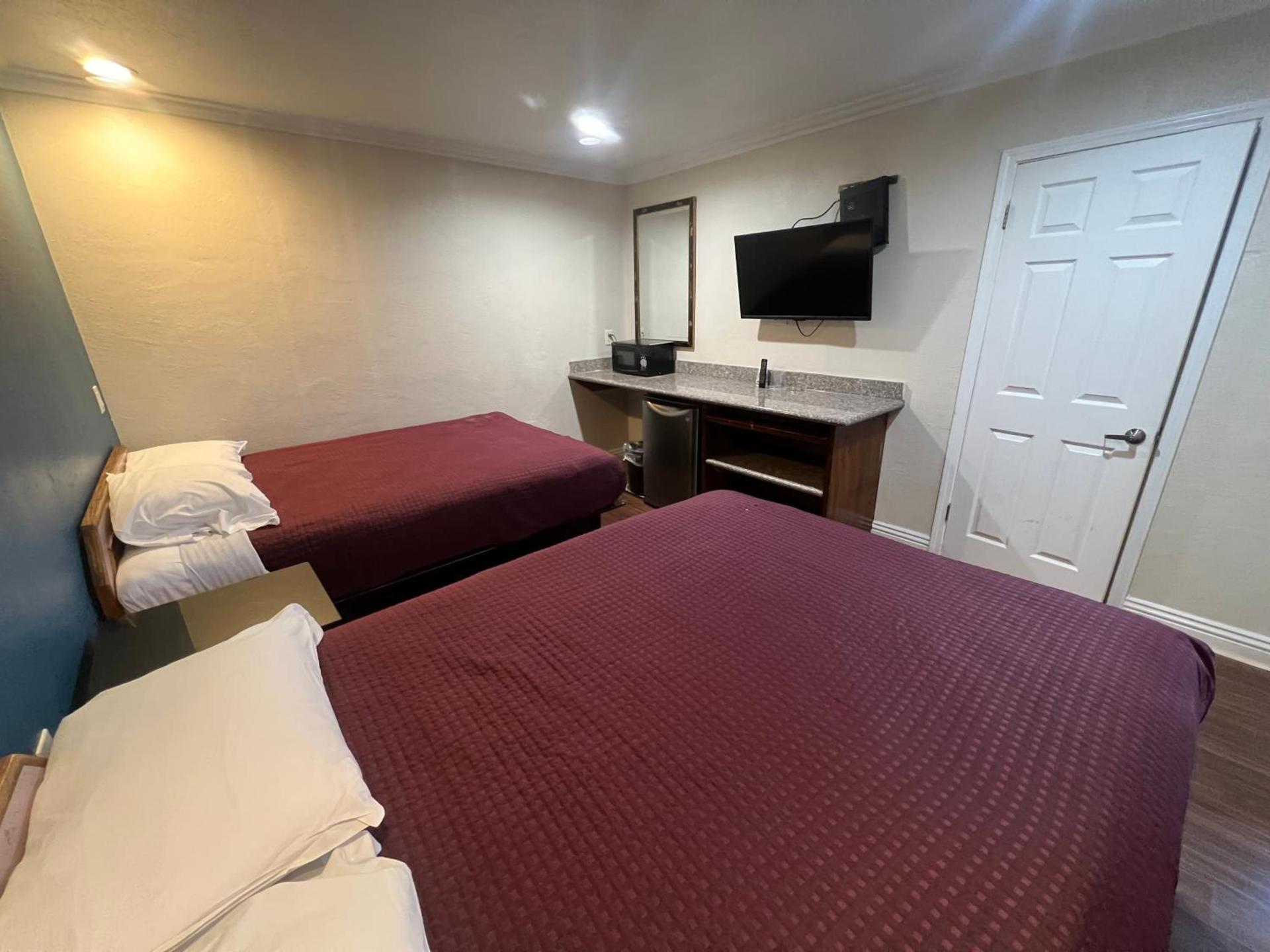 Harris Motel photo 57