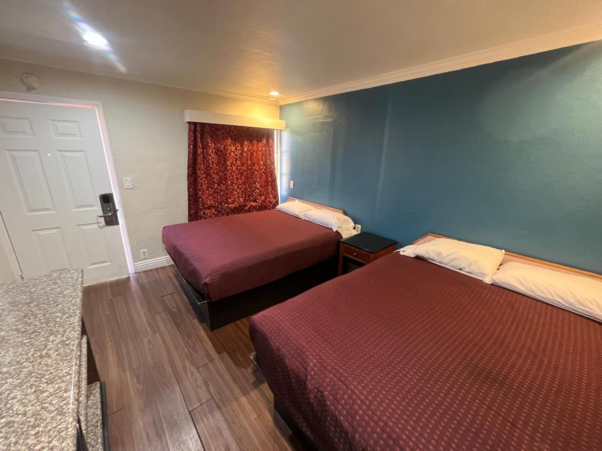 Harris Motel photo 34