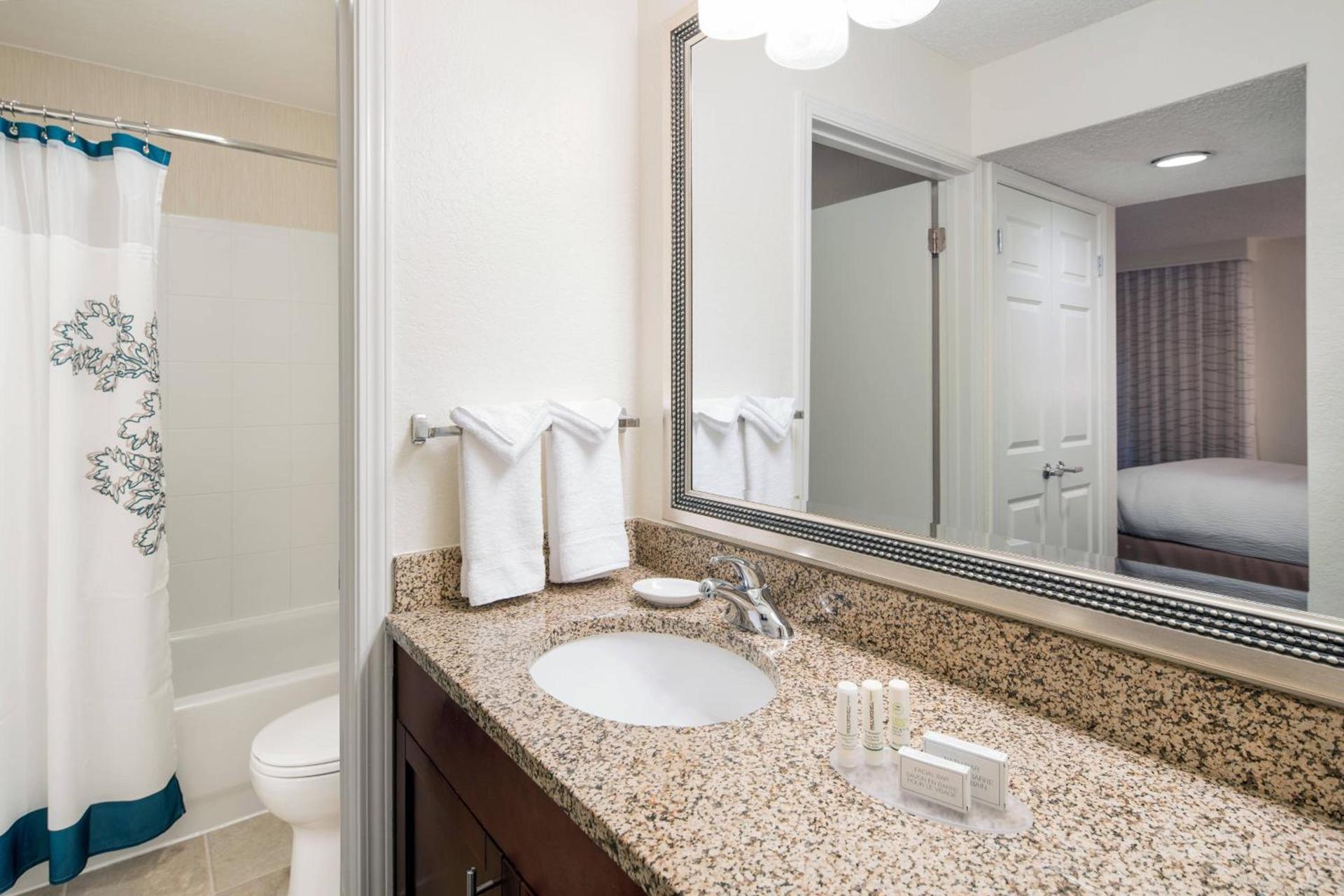 Residence Inn Costa Mesa Newport Beach photo 7