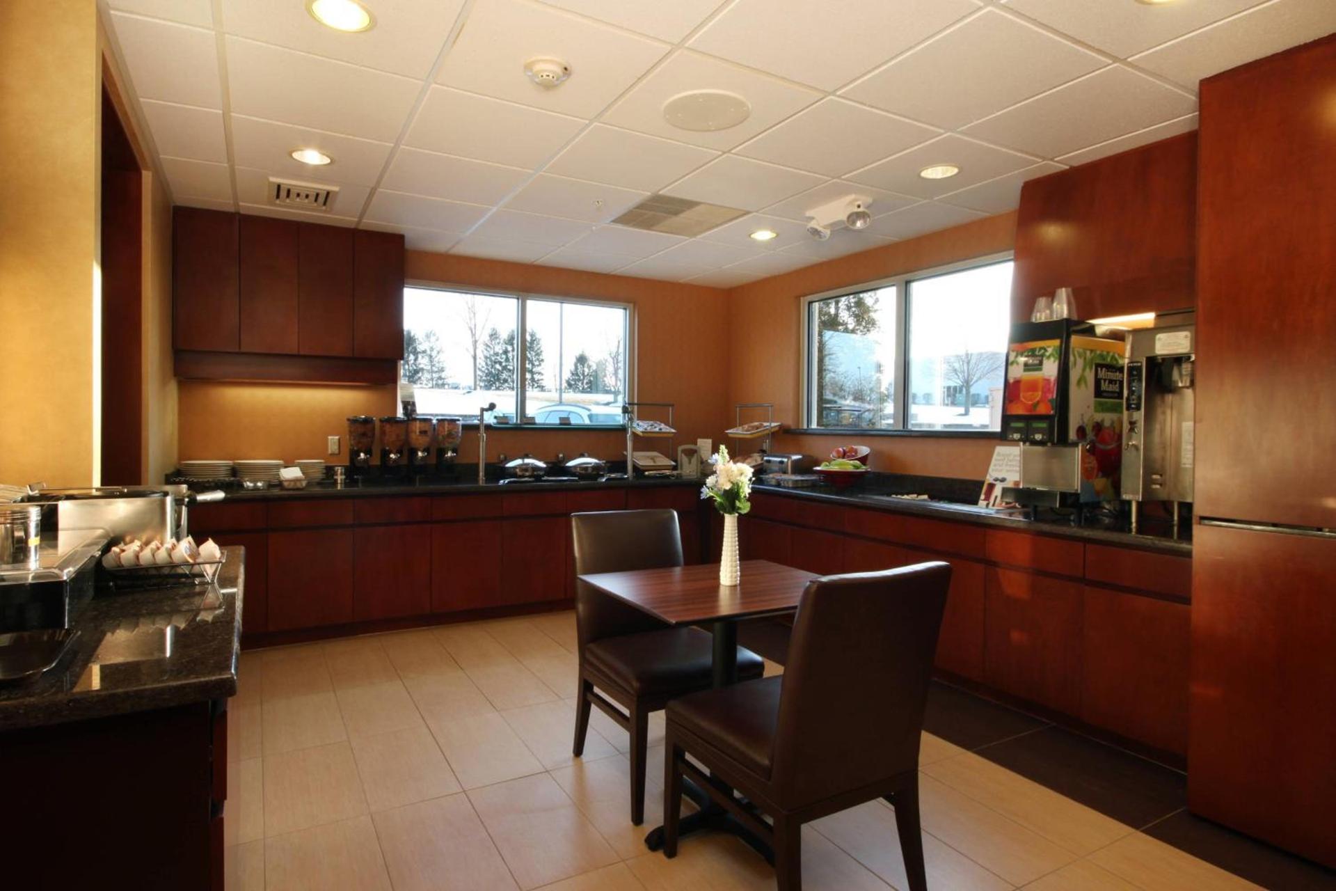 Residence Inn by Marriott Davenport photo 13