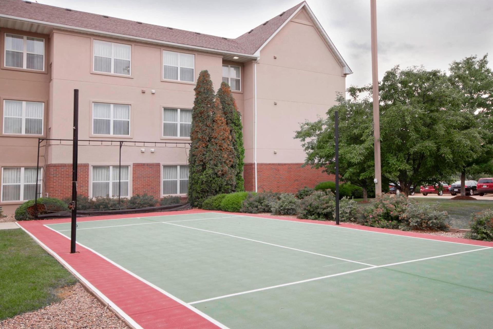 Residence Inn by Marriott Davenport photo 16