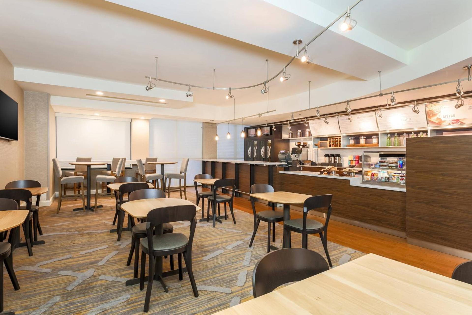 Courtyard by Marriott Pittsburgh Downtown photo 27