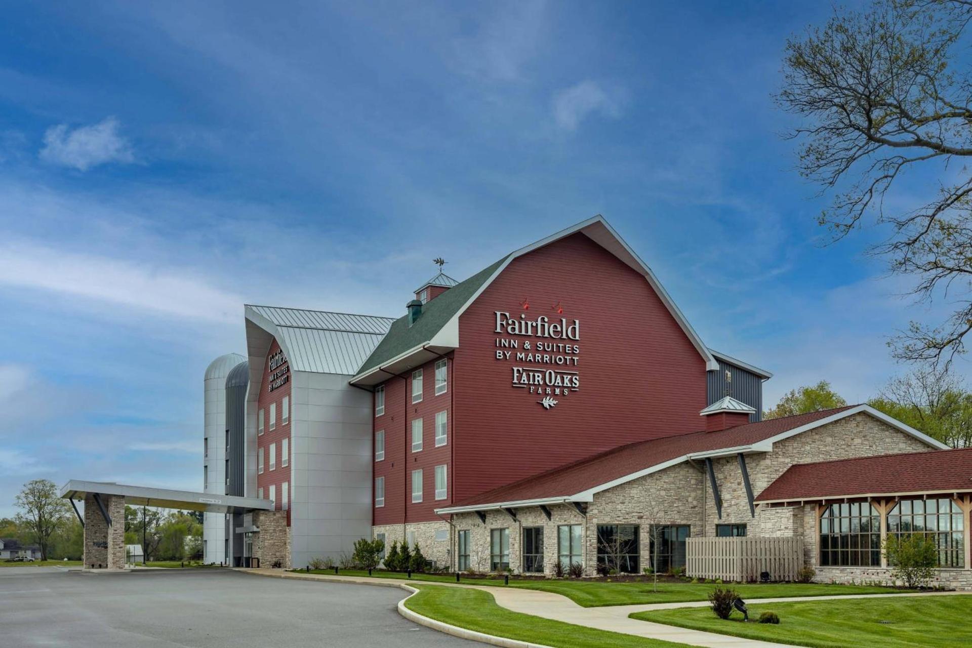 Fairfield Inn & Suites by Marriott Fair Oaks Farms photo 3