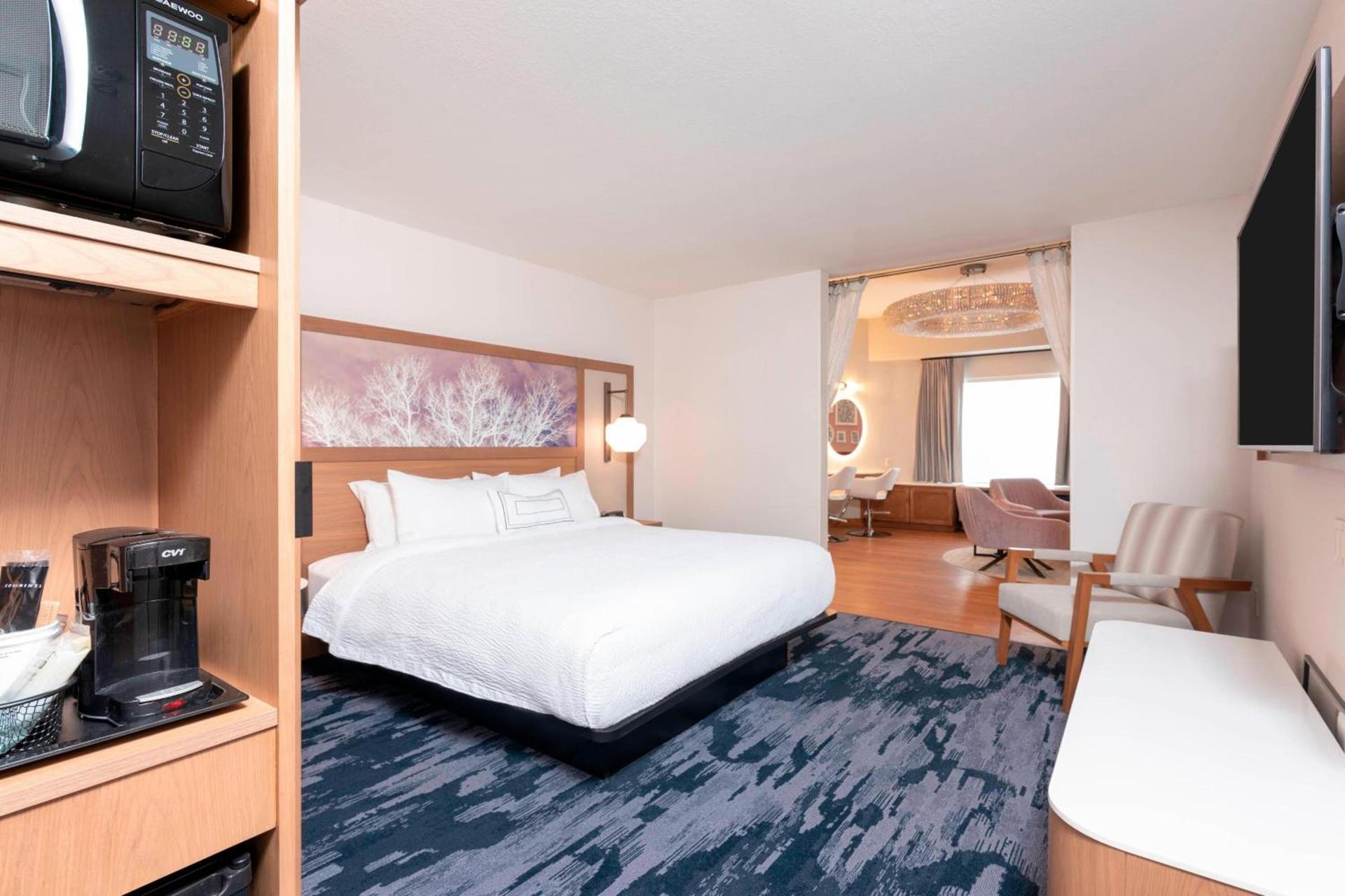 Fairfield Inn & Suites by Marriott Fair Oaks Farms photo 23