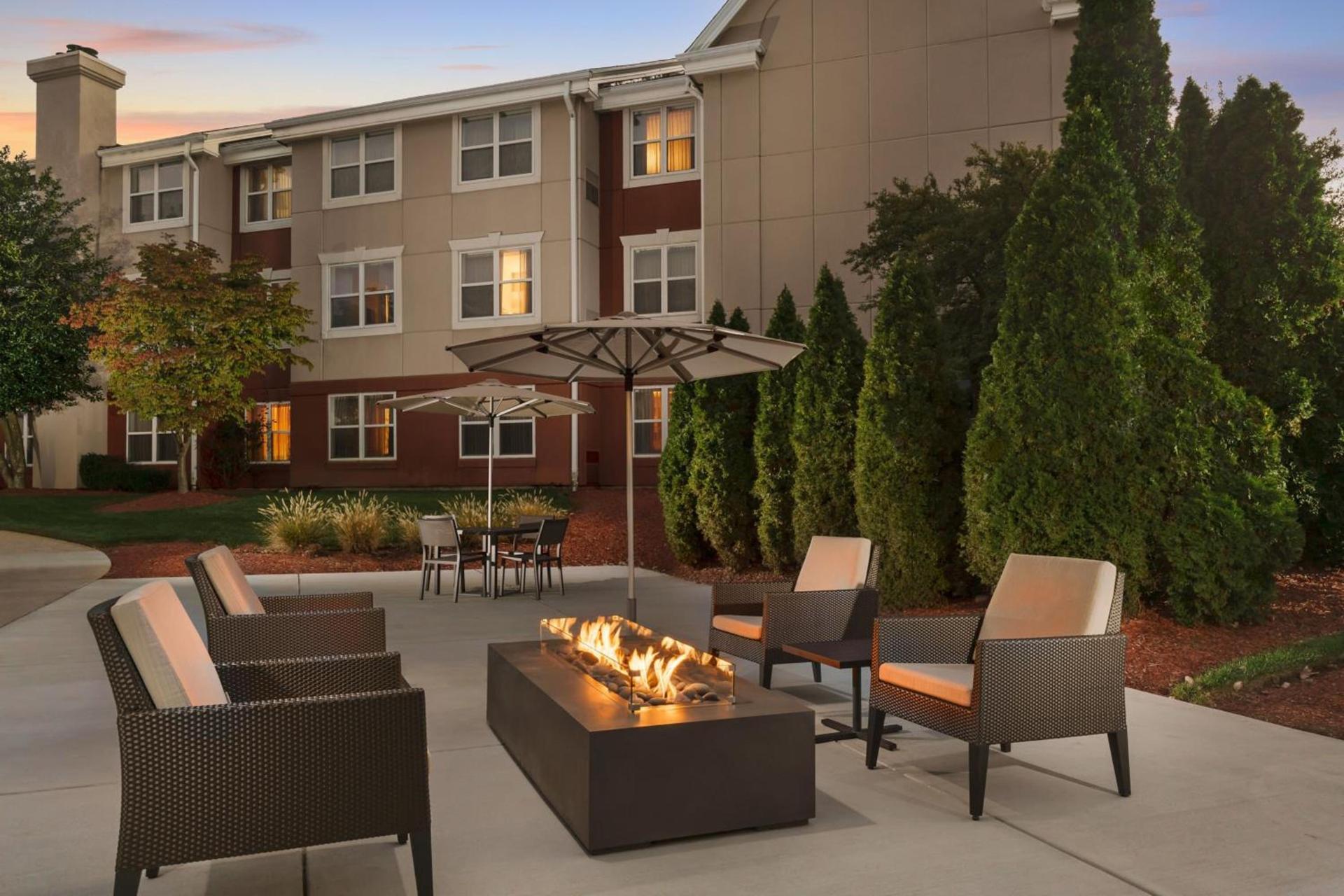 Residence Inn by Marriott Gaithersburg Washingtonian Center photo 28