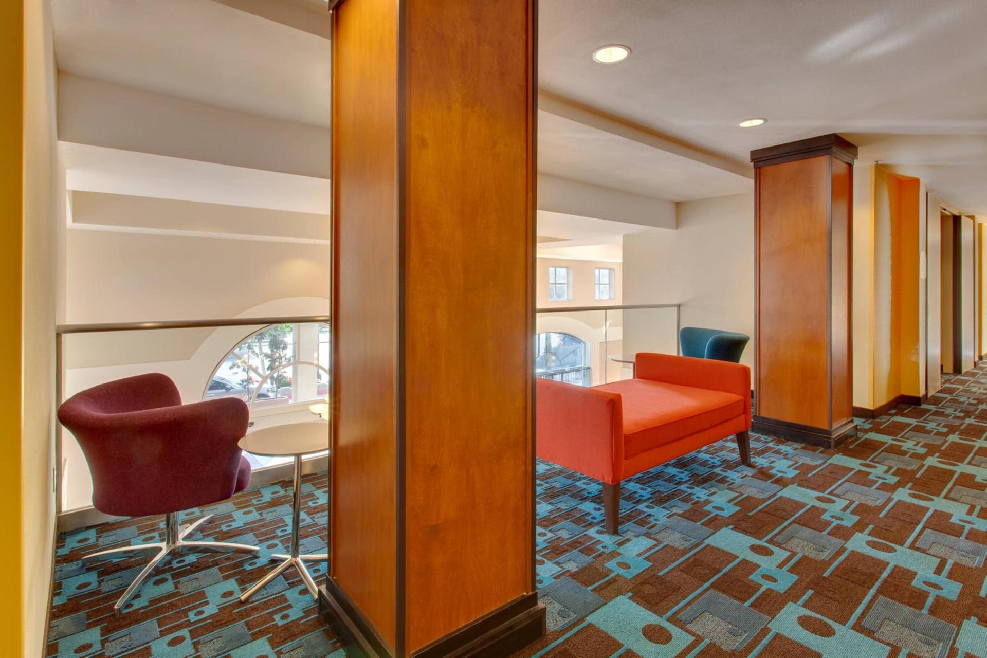 Fairfield Inn & Suites by Marriott San Francisco Airport photo 3