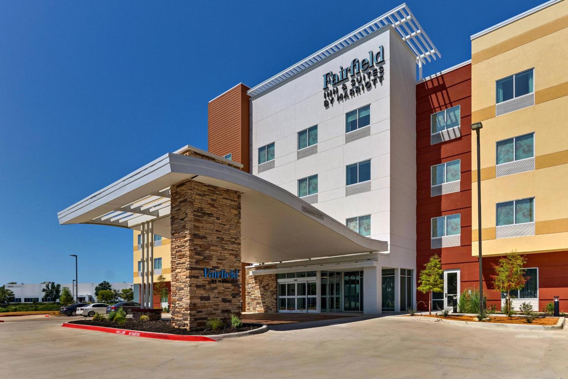 Fairfield Inn & Suites by Marriott Dallas Love Field photo 1