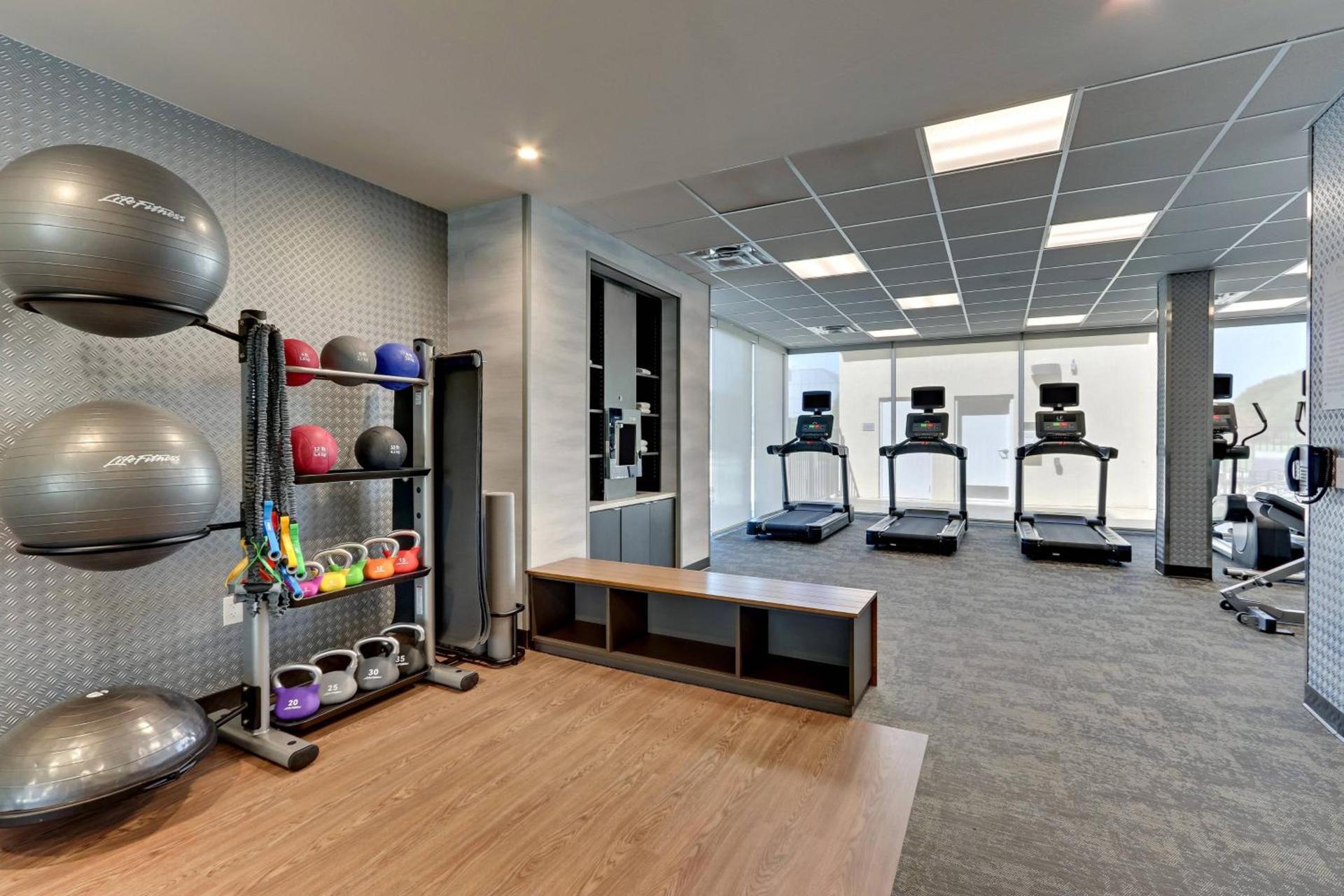 Fairfield Inn & Suites by Marriott Dallas Love Field photo 21