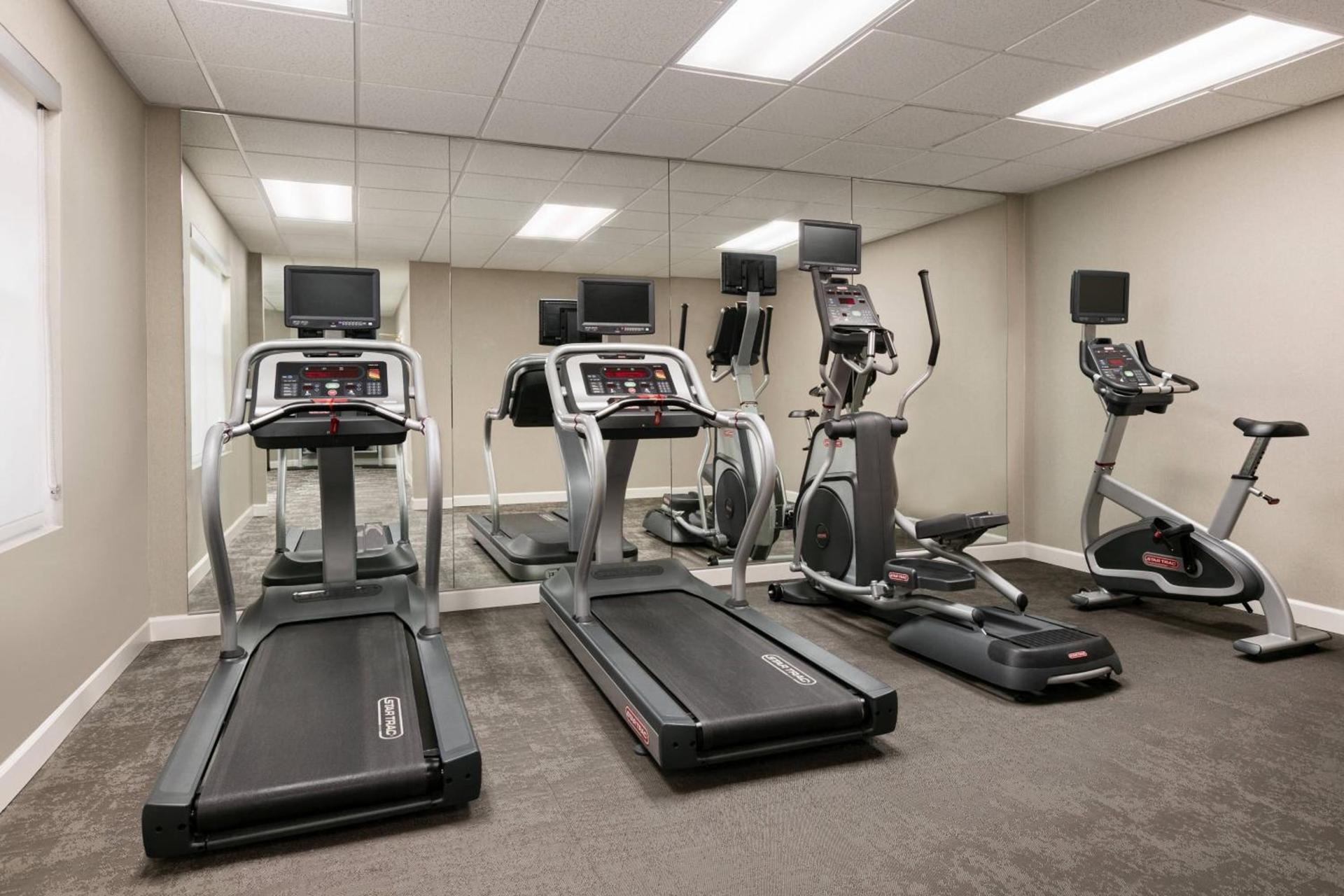 Residence Inn by Marriott West Springfield photo 24