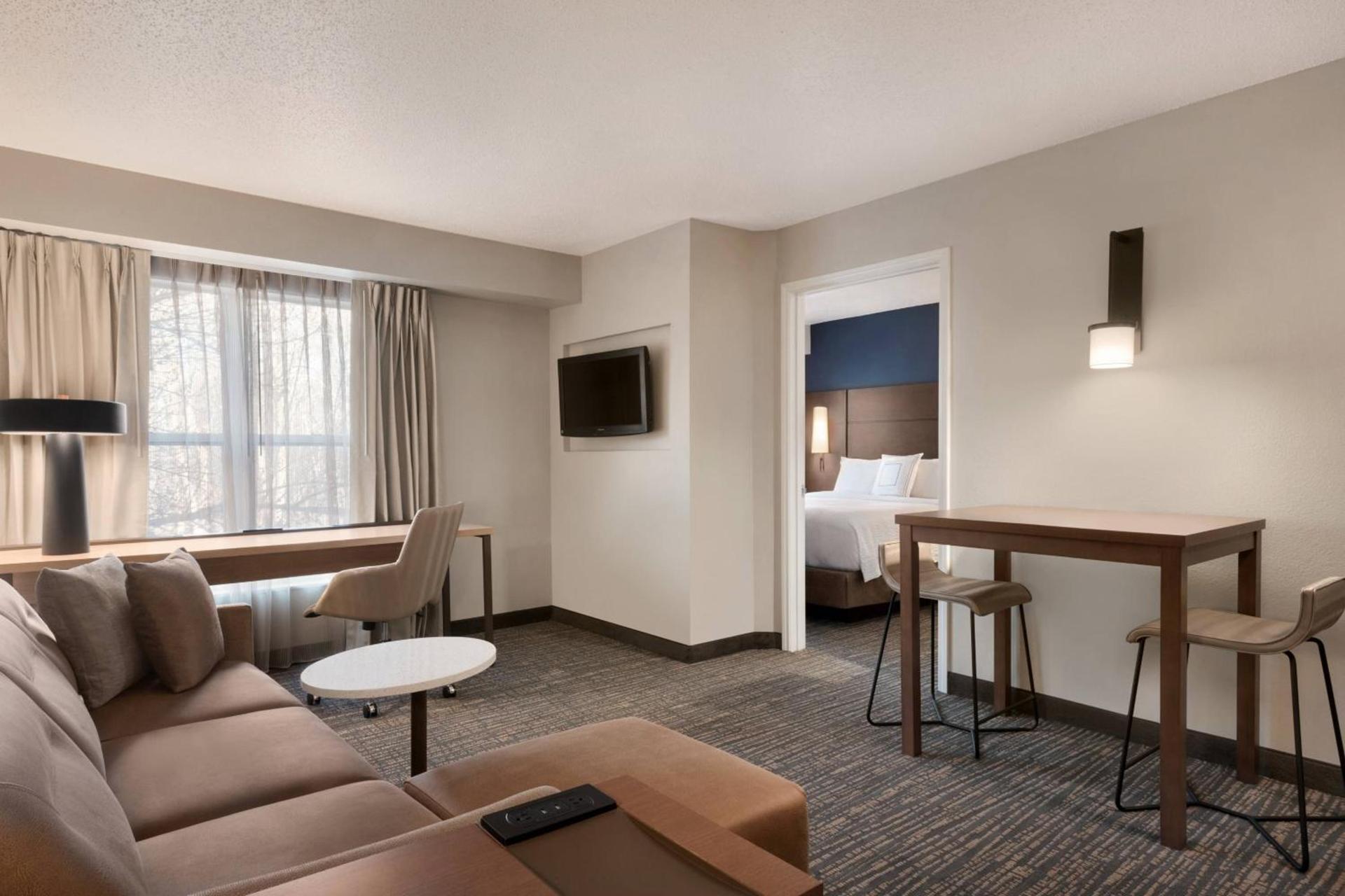 Residence Inn by Marriott West Springfield photo 7