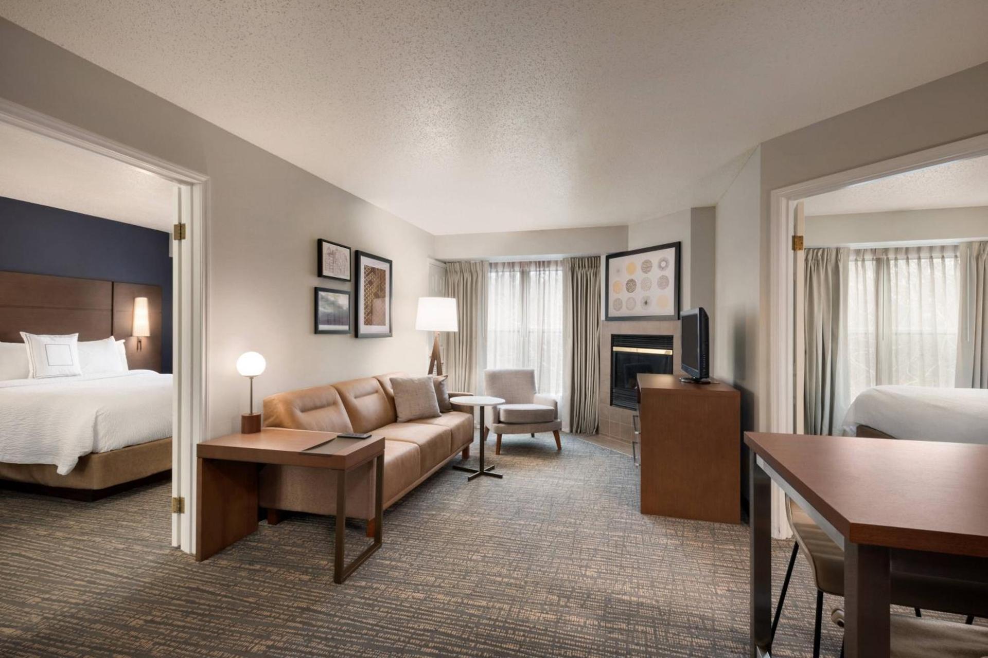 Residence Inn by Marriott West Springfield photo 10