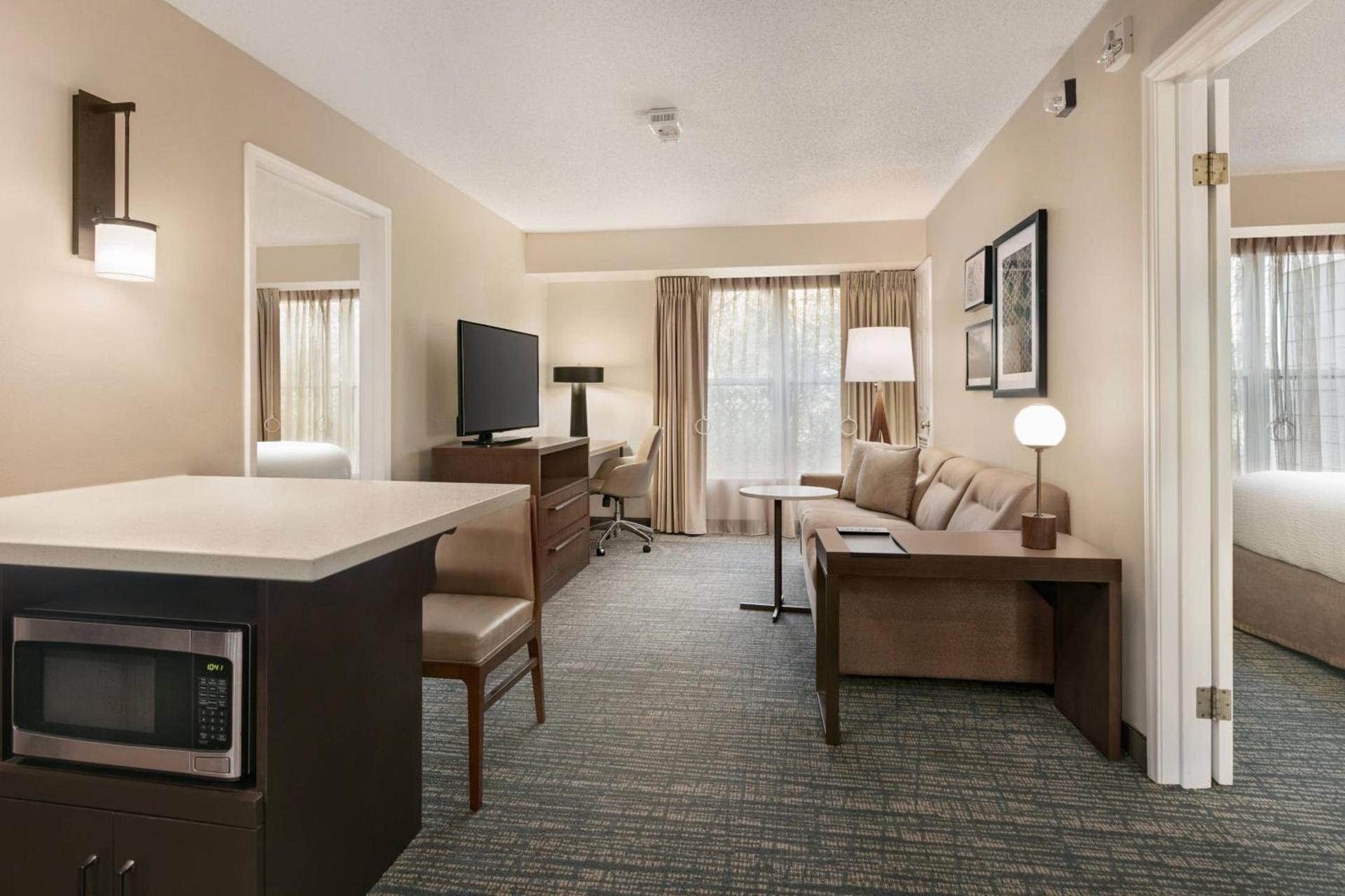Residence Inn by Marriott West Springfield photo 12
