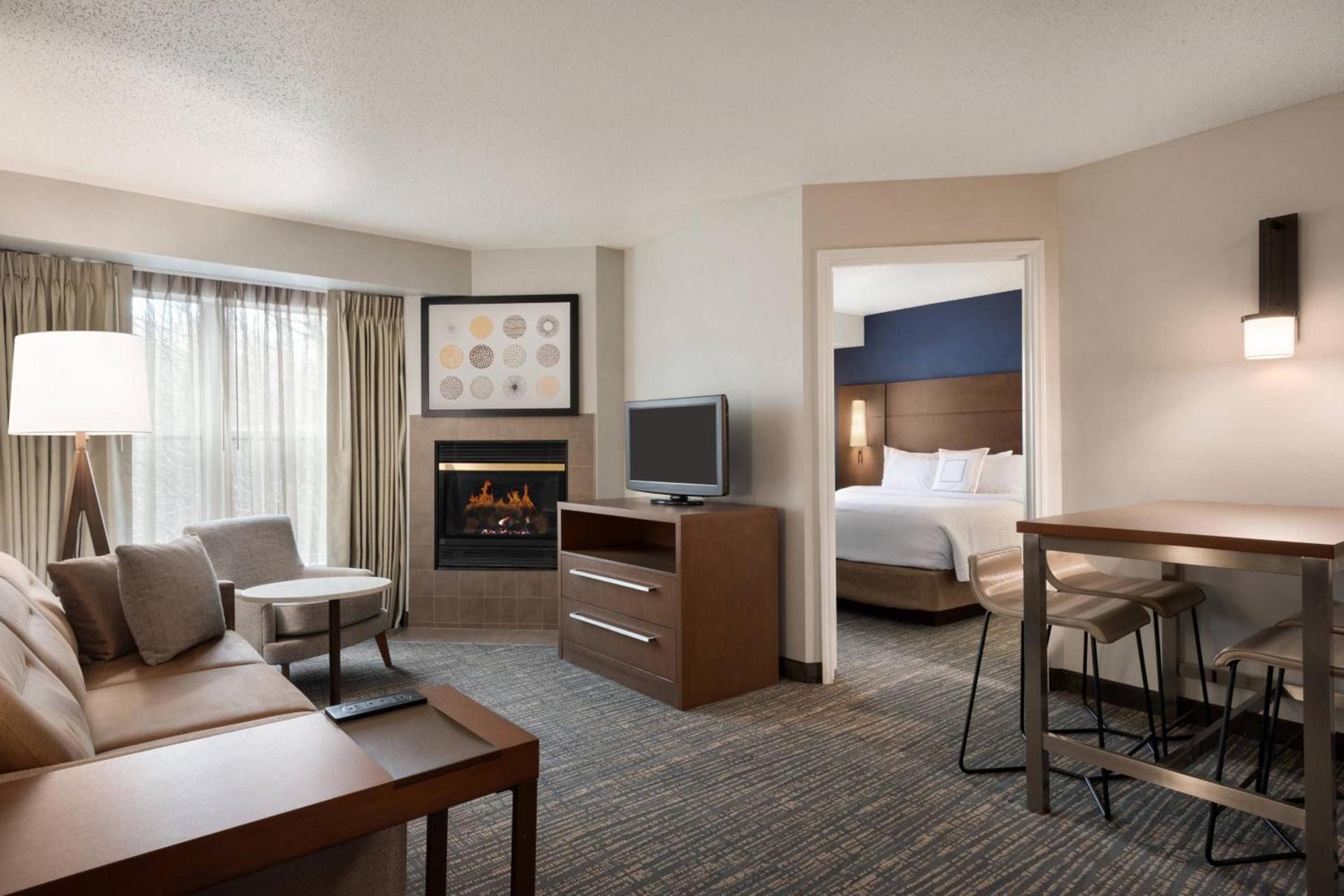 Residence Inn by Marriott West Springfield photo 8