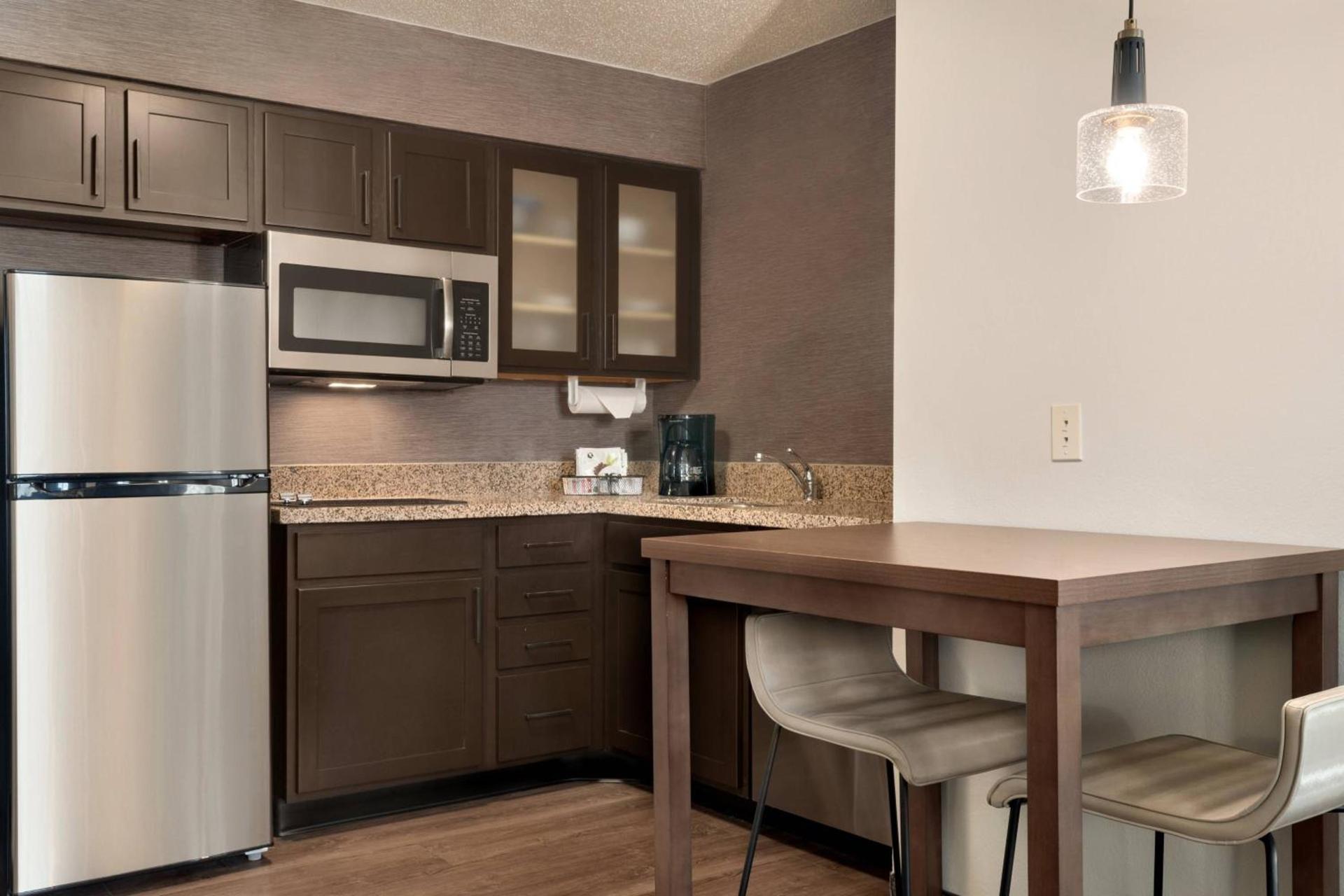 Residence Inn by Marriott West Springfield photo 14