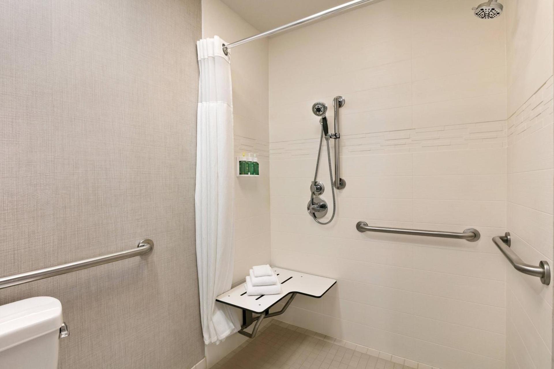 Residence Inn by Marriott West Springfield photo 17