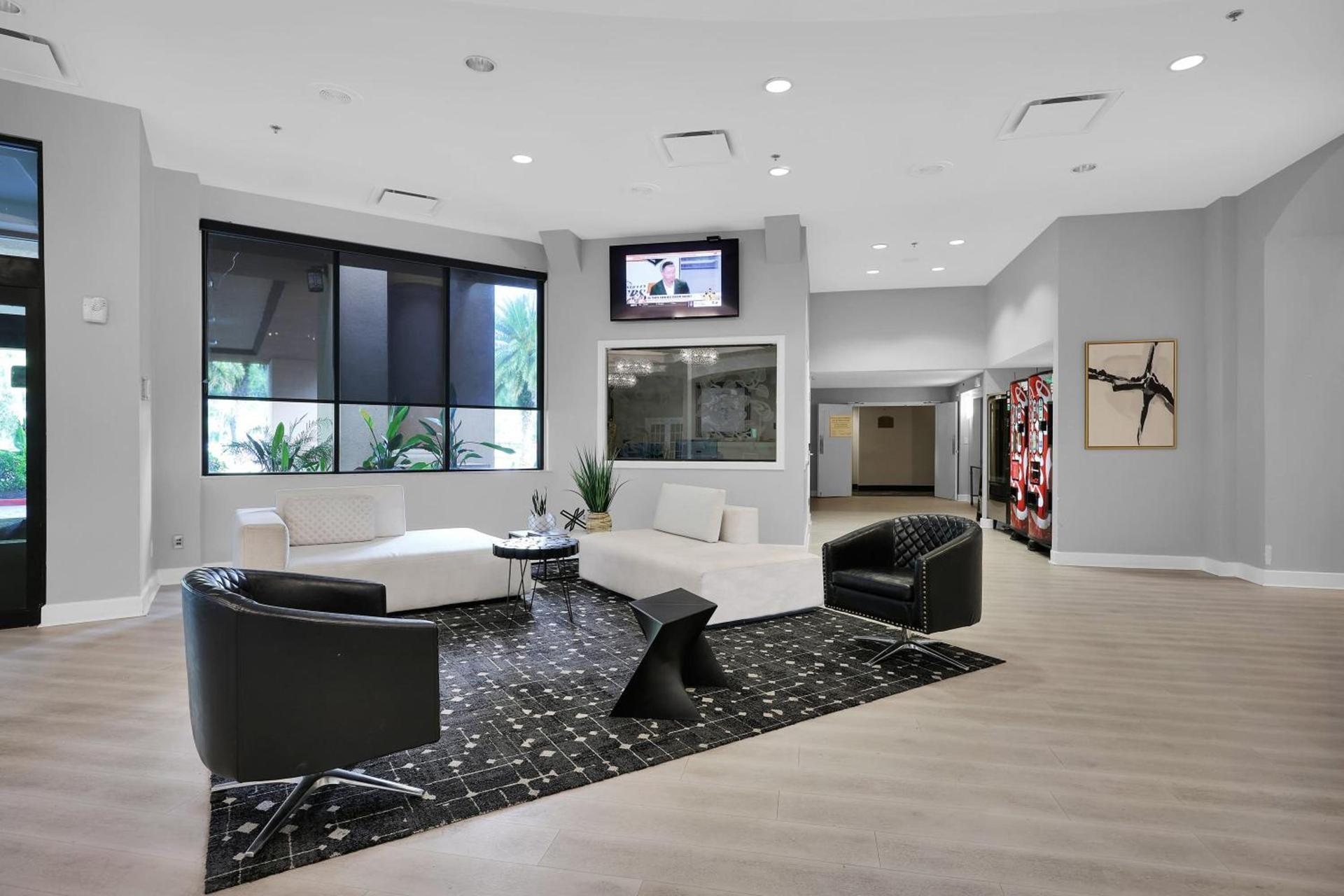 Ramada by Wyndham Jacksonville I-95 by Butler Blvd photo 89