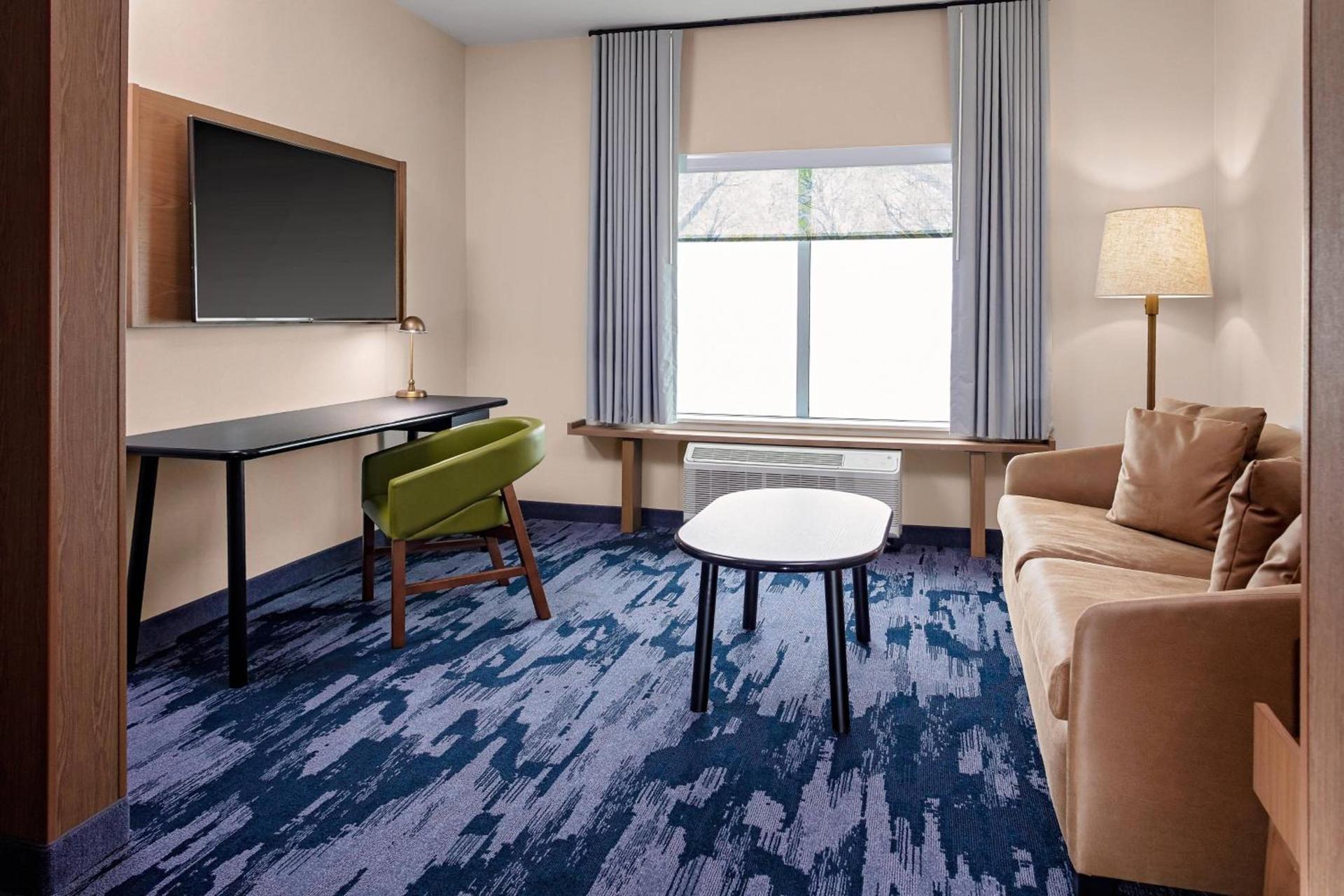 Fairfield by Marriott Port Clinton Waterfront photo 13