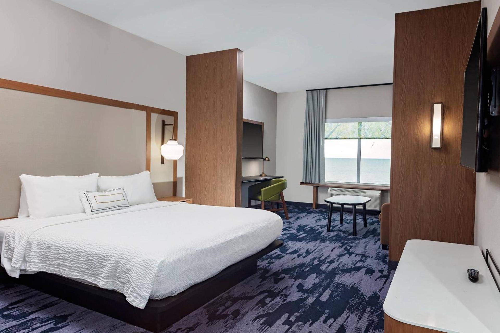 Fairfield by Marriott Port Clinton Waterfront photo 15