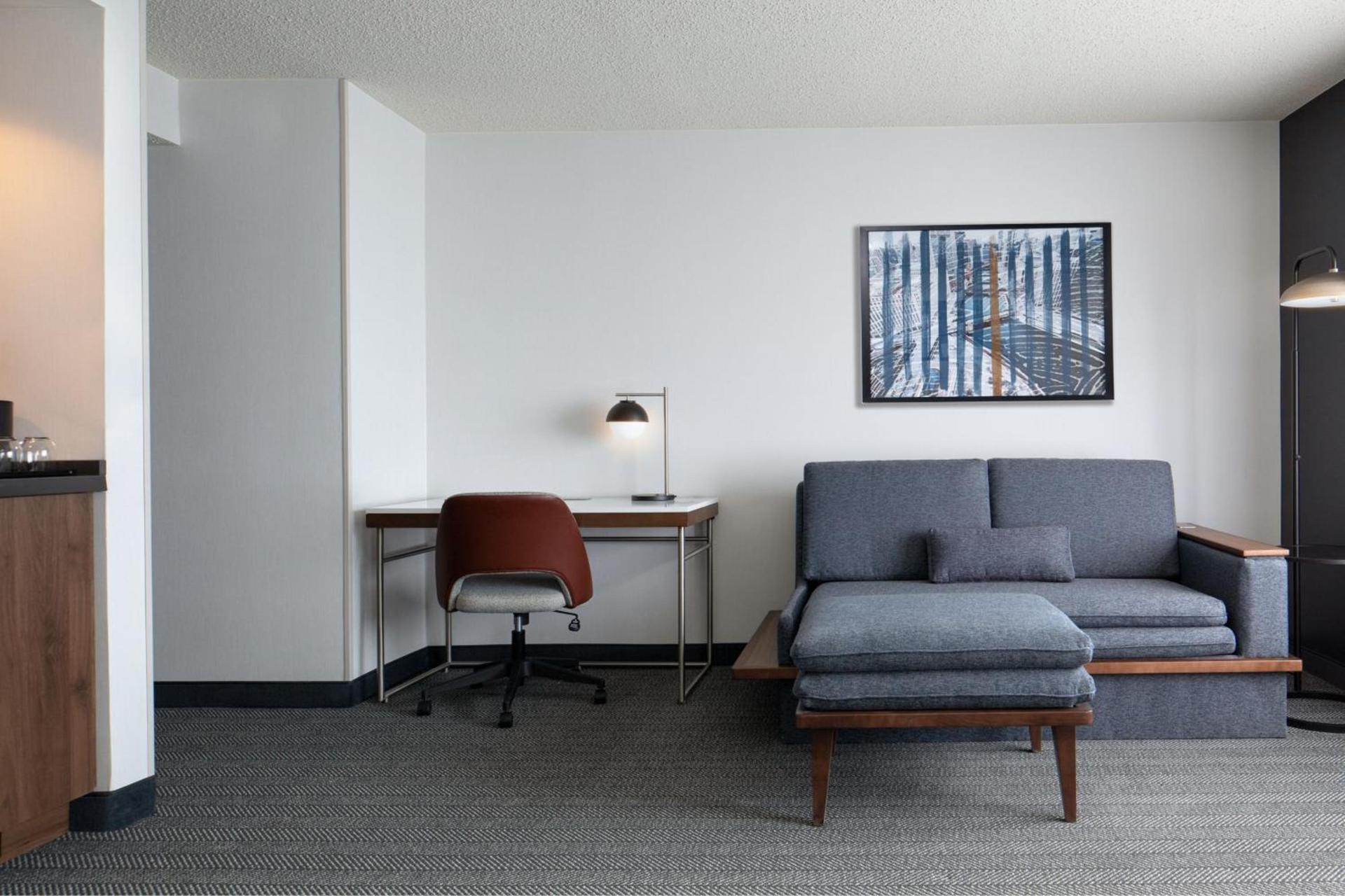 Courtyard by Marriott Chicago Downtown/River North photo 28