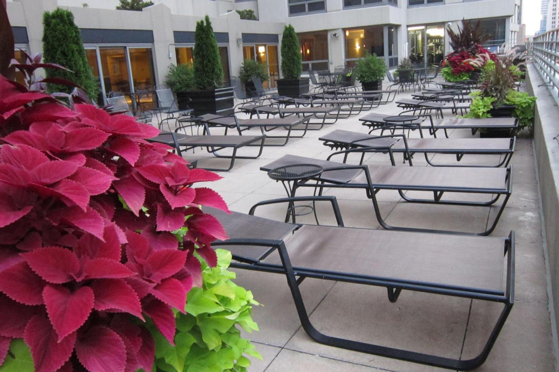 Courtyard by Marriott Chicago Downtown/River North photo 42