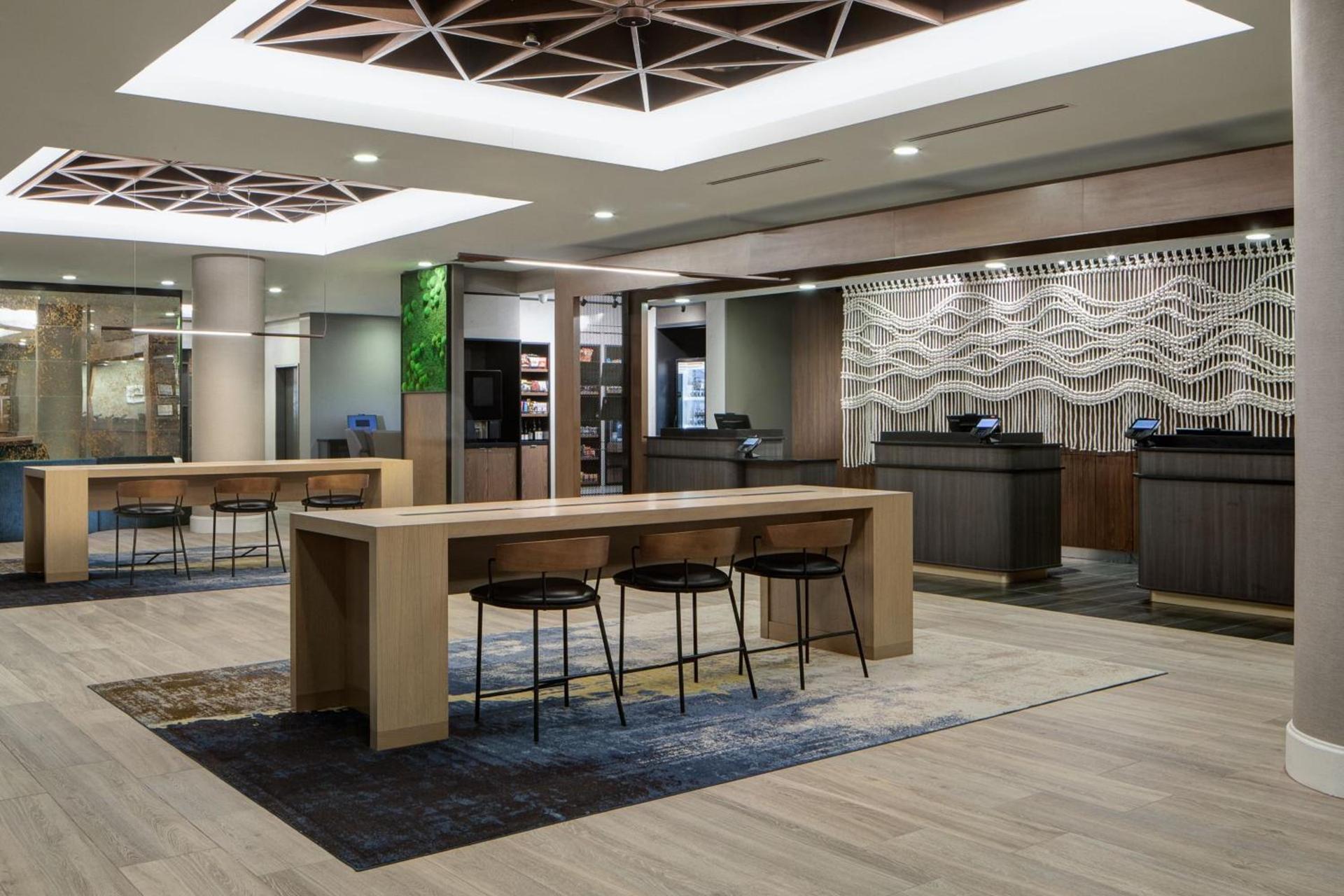 Courtyard by Marriott Chicago Downtown/River North photo 2