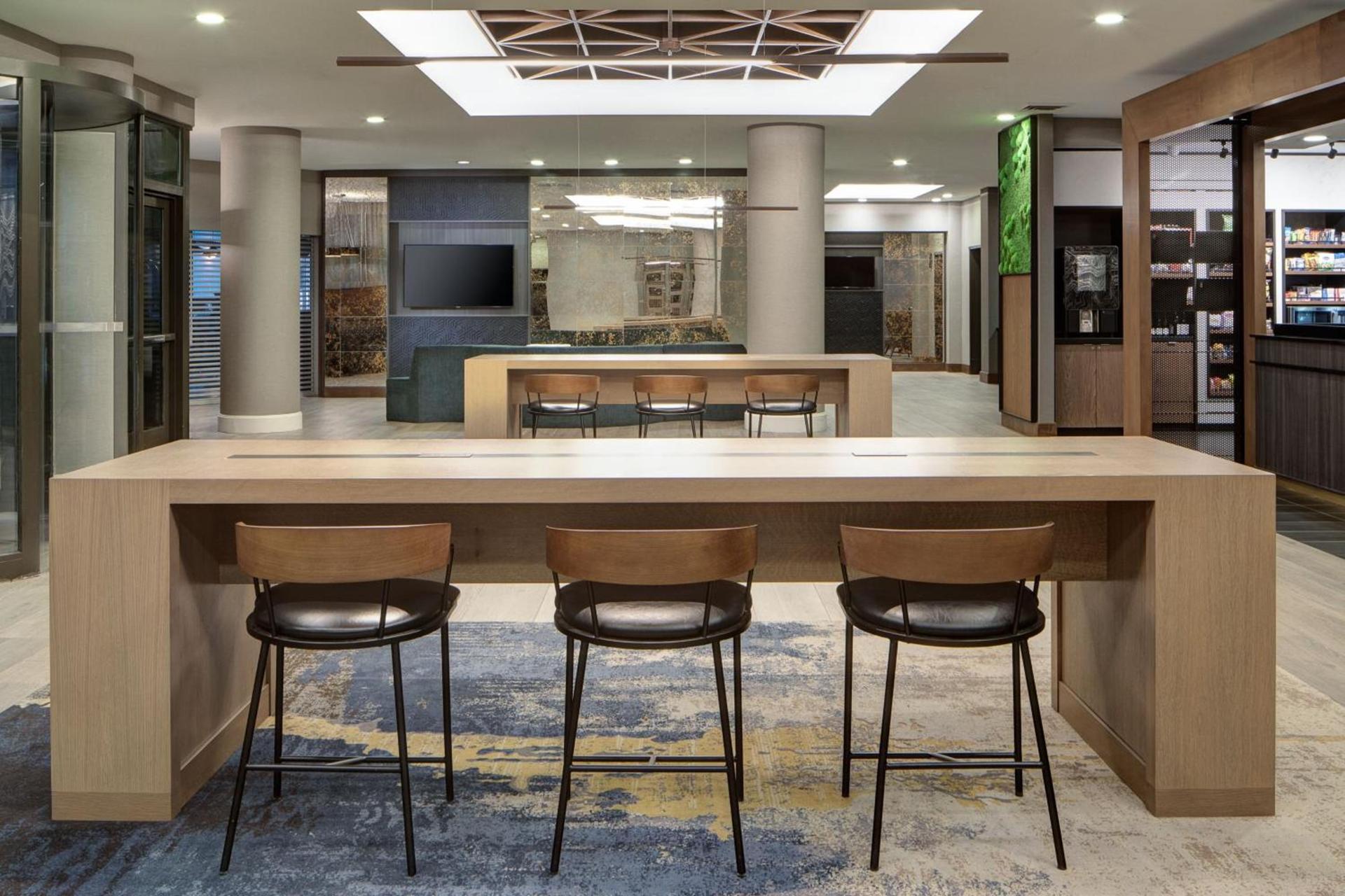 Courtyard by Marriott Chicago Downtown/River North photo 6