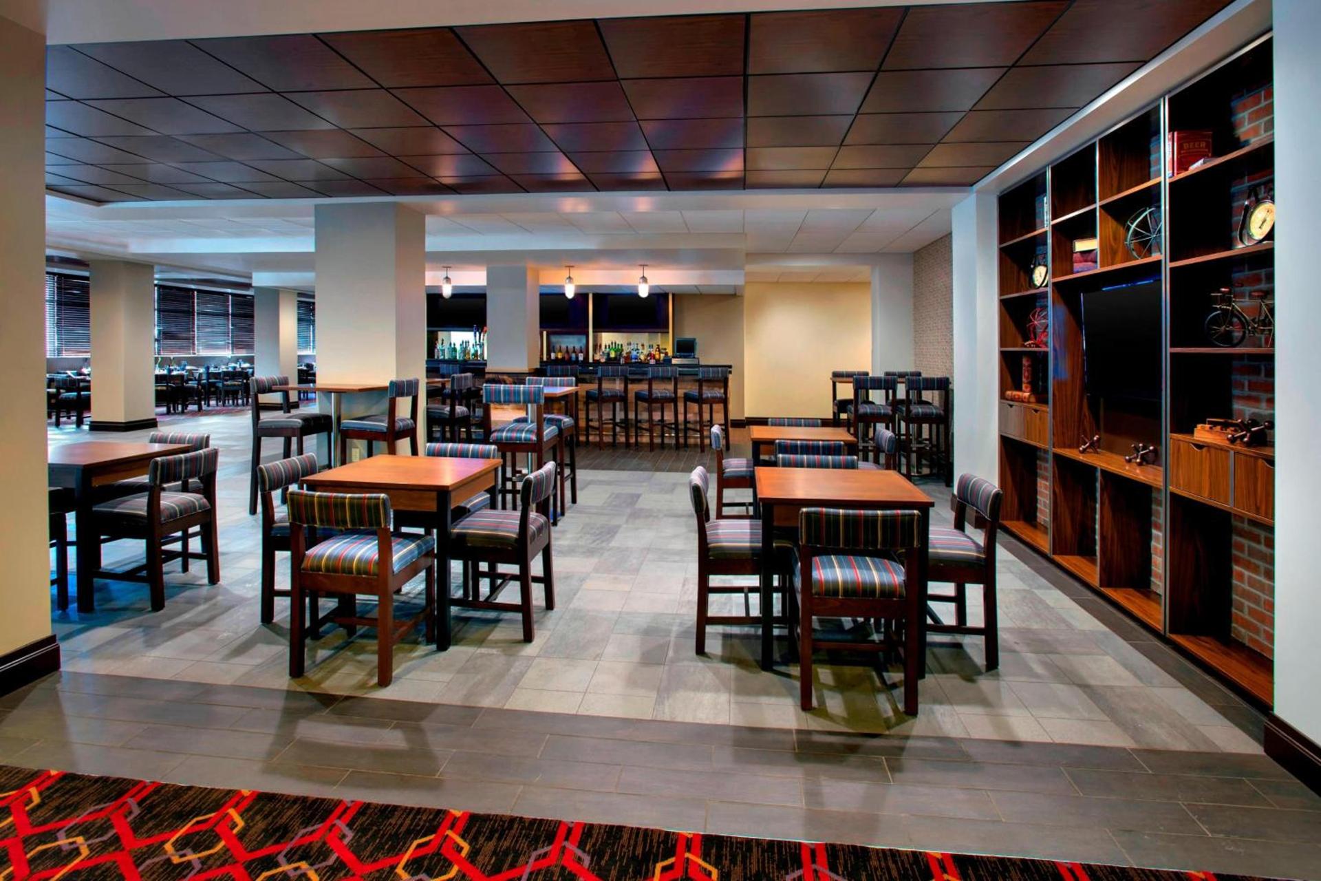 Four Points by Sheraton Charleston photo 12