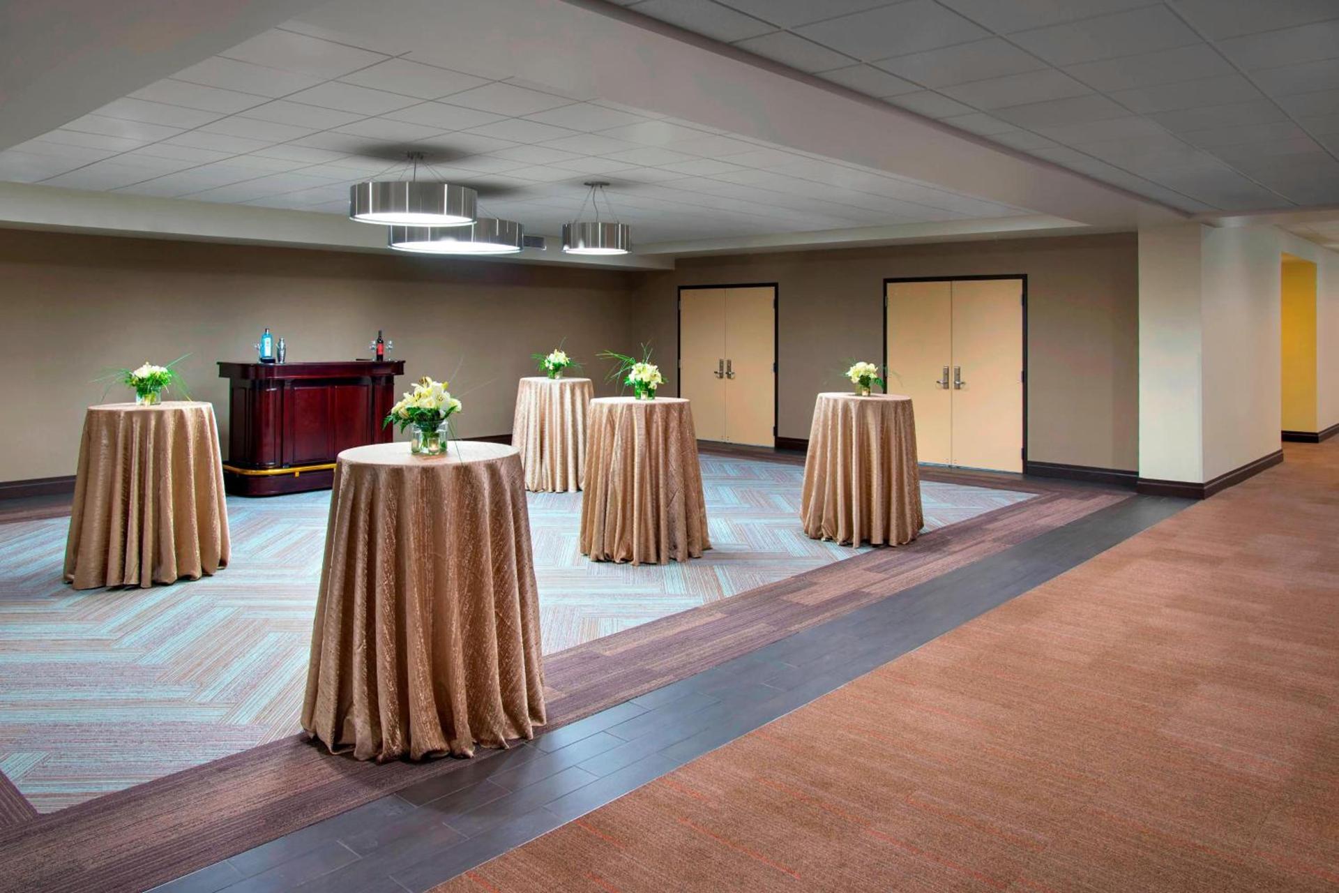 Four Points by Sheraton Charleston photo 16