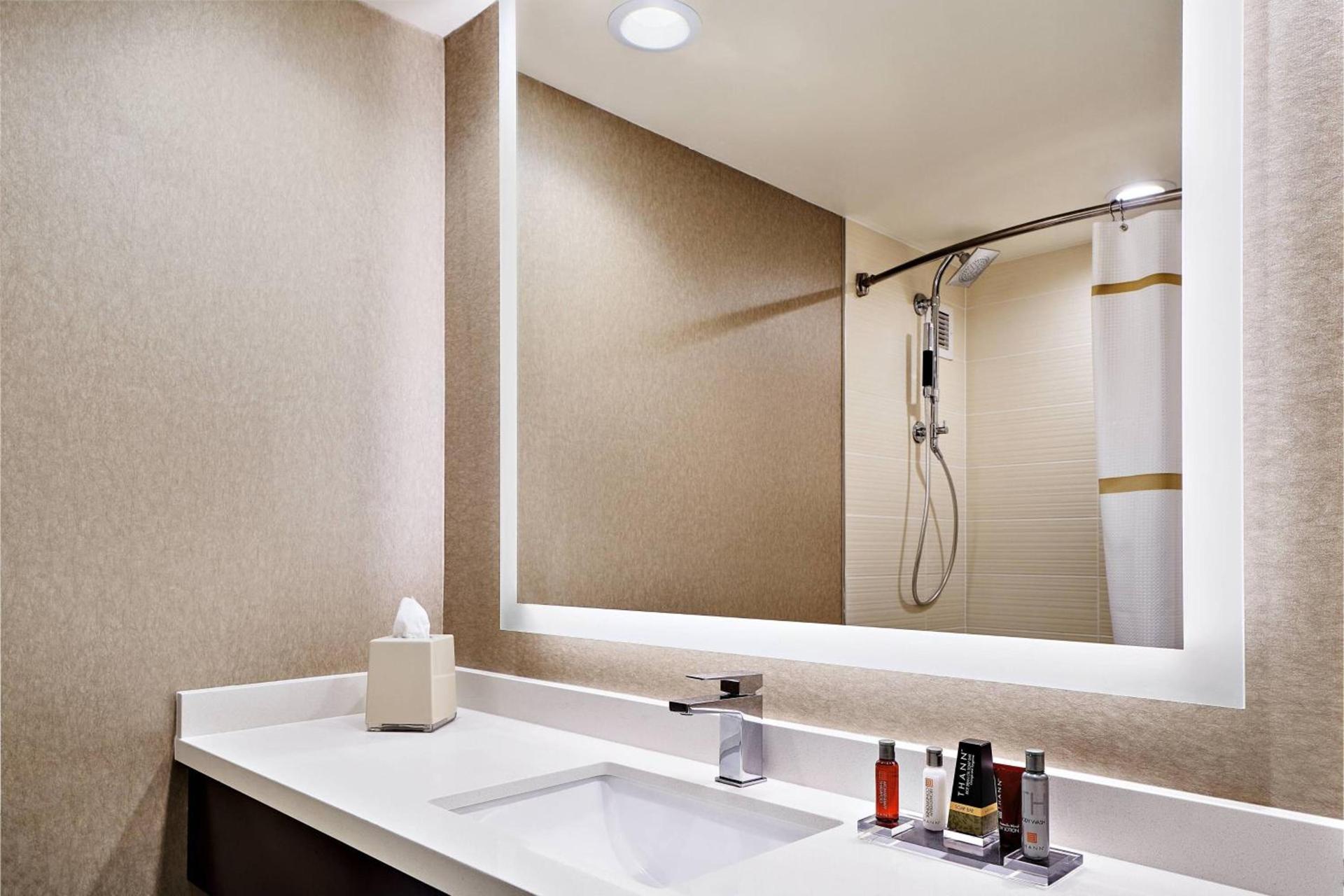 Cleveland Marriott East photo 6
