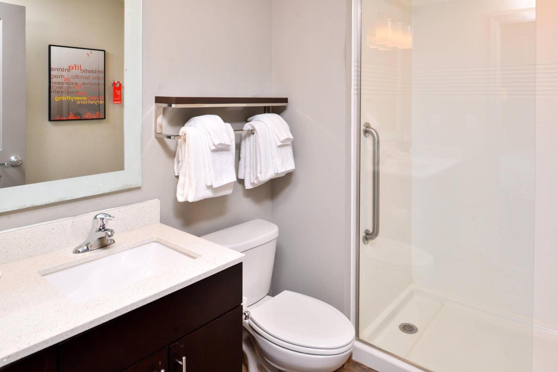 TownePlace Suites by Marriott Laplace photo 14