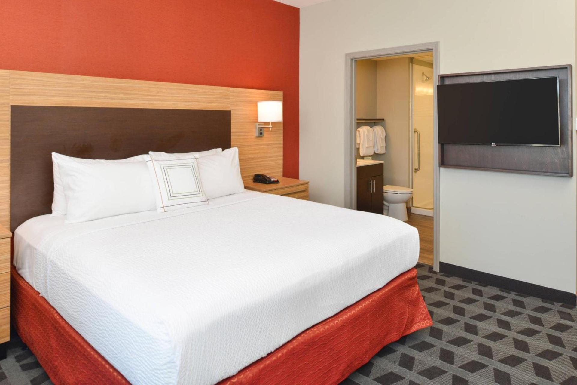TownePlace Suites by Marriott Laplace photo 10