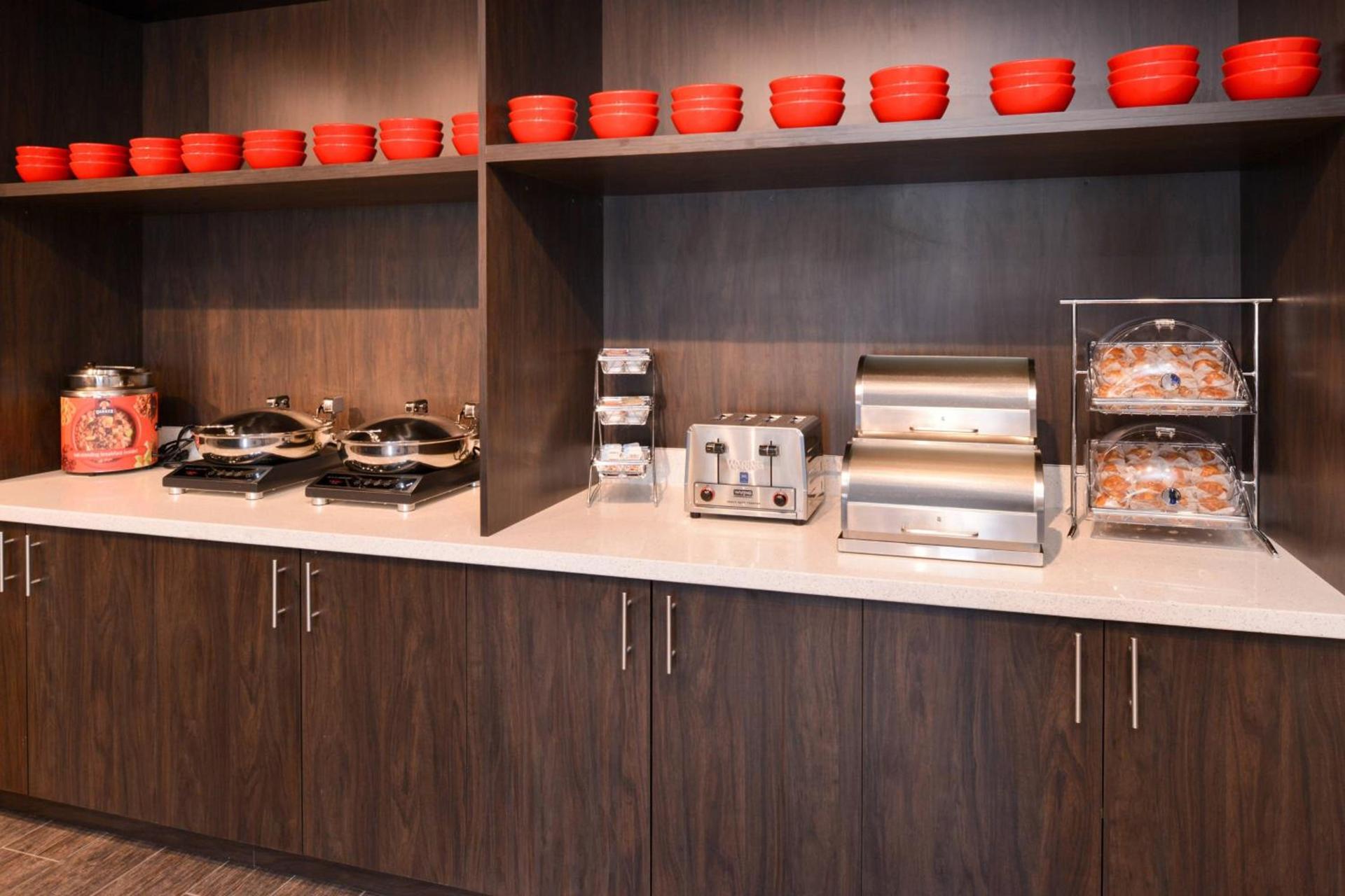 TownePlace Suites by Marriott Laplace photo 21