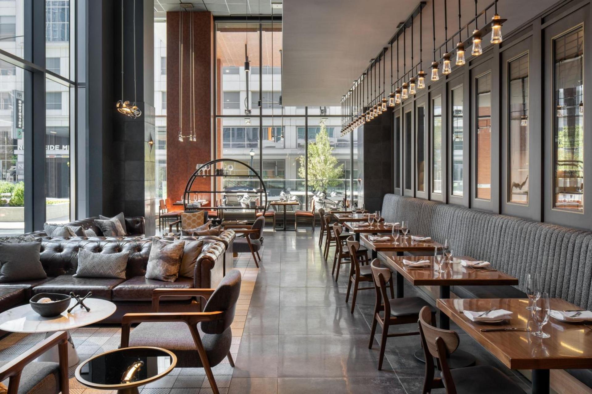 Epicurean Atlanta, Autograph Collection photo 72