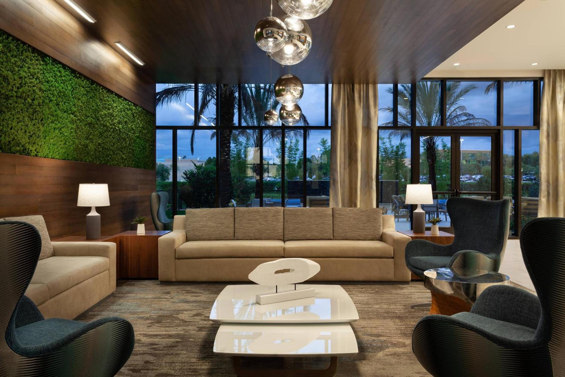 SpringHill Suites by Marriott Orlando at Millenia photo 4