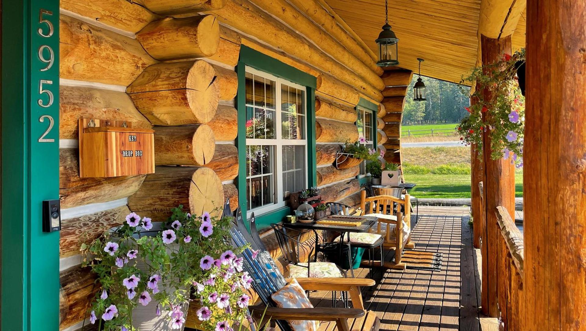 Dodge Peak Lodge photo 2