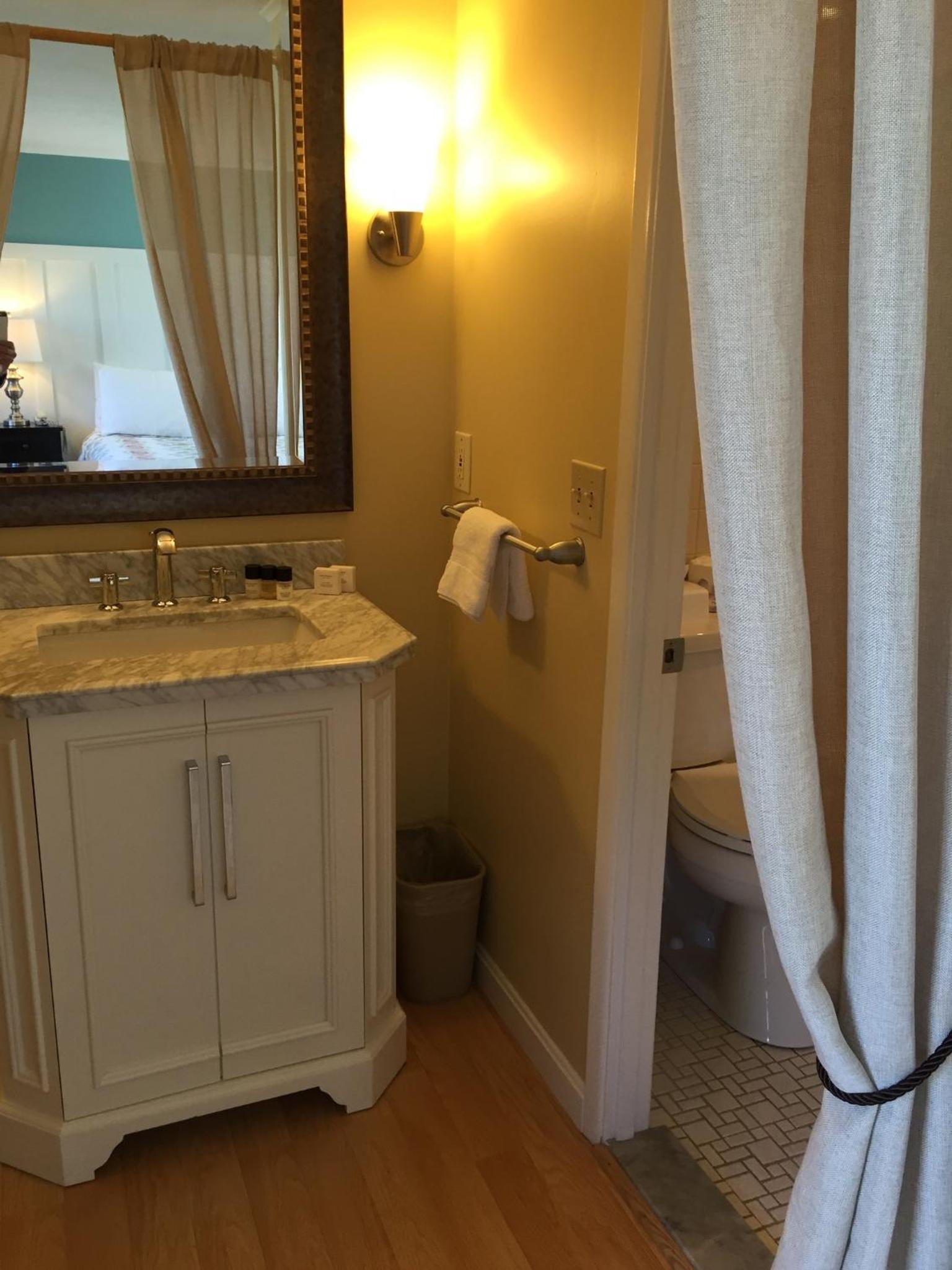 Breezeway Boutique Hotel photo 44