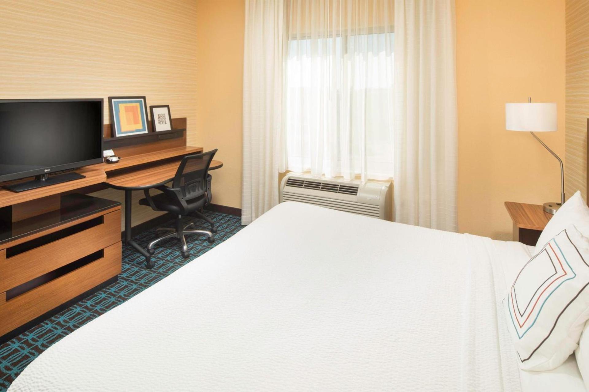 Fairfield by Marriott Inn & Suites Knoxville Turkey Creek photo 8