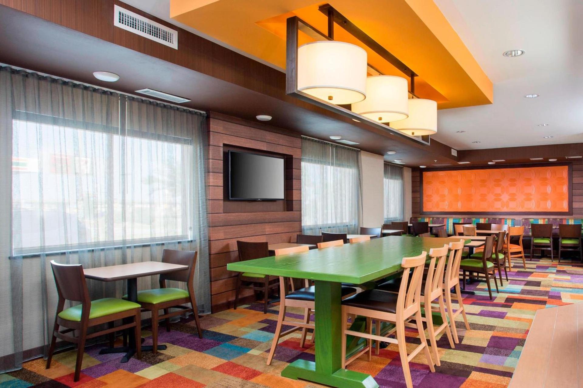 Fairfield Inn & Suites Waco South photo 17
