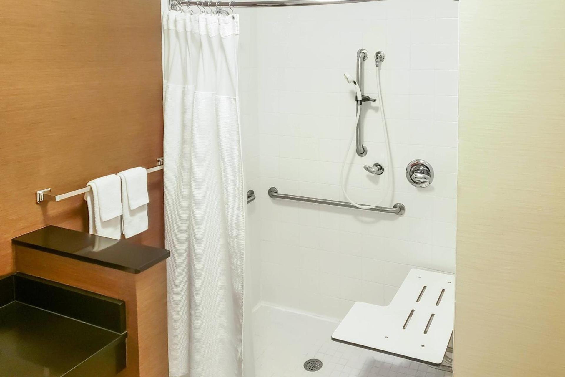 Fairfield Inn & Suites Waco South photo 9