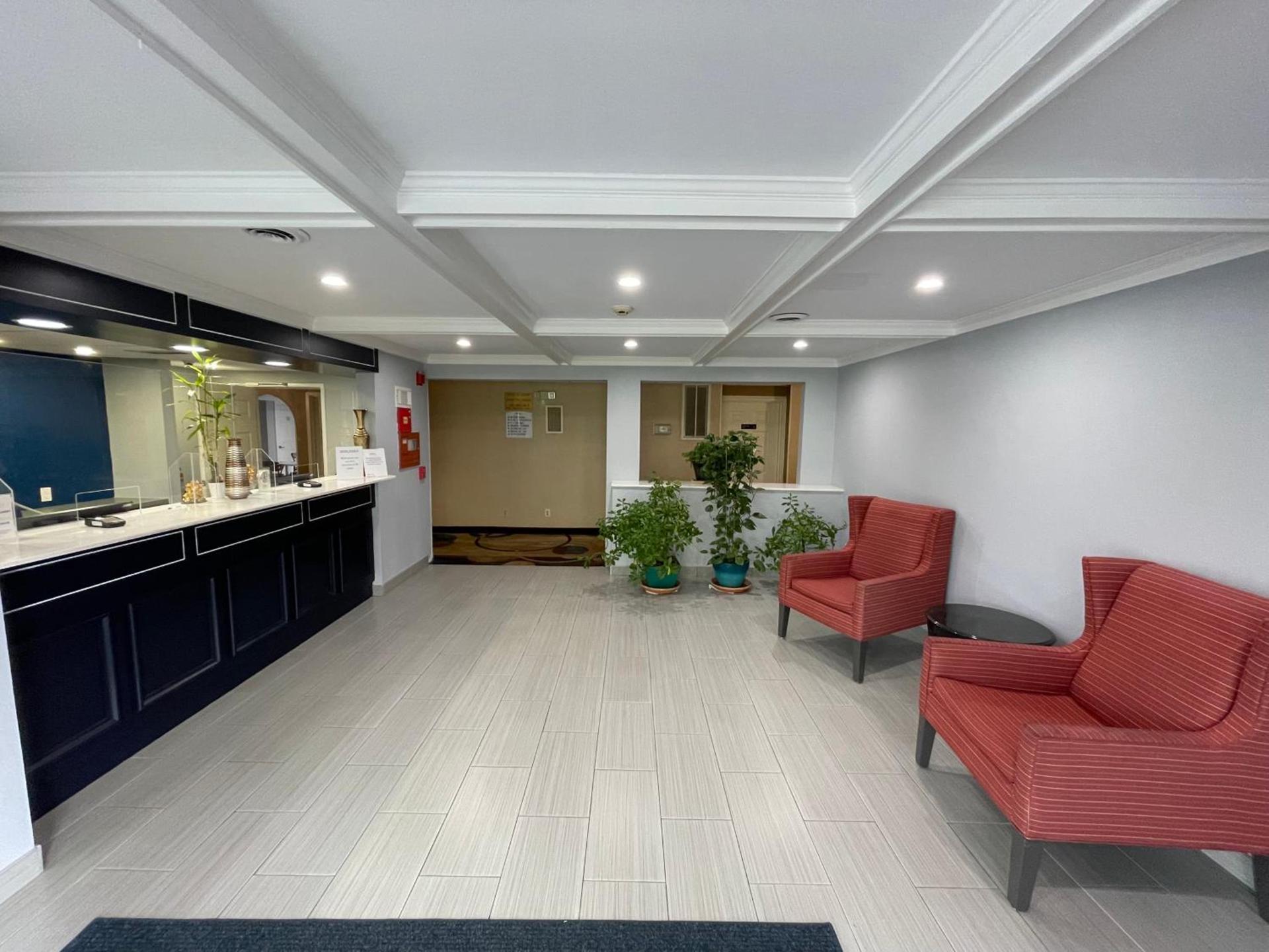 Baymont by Wyndham Branford/New Haven photo 3