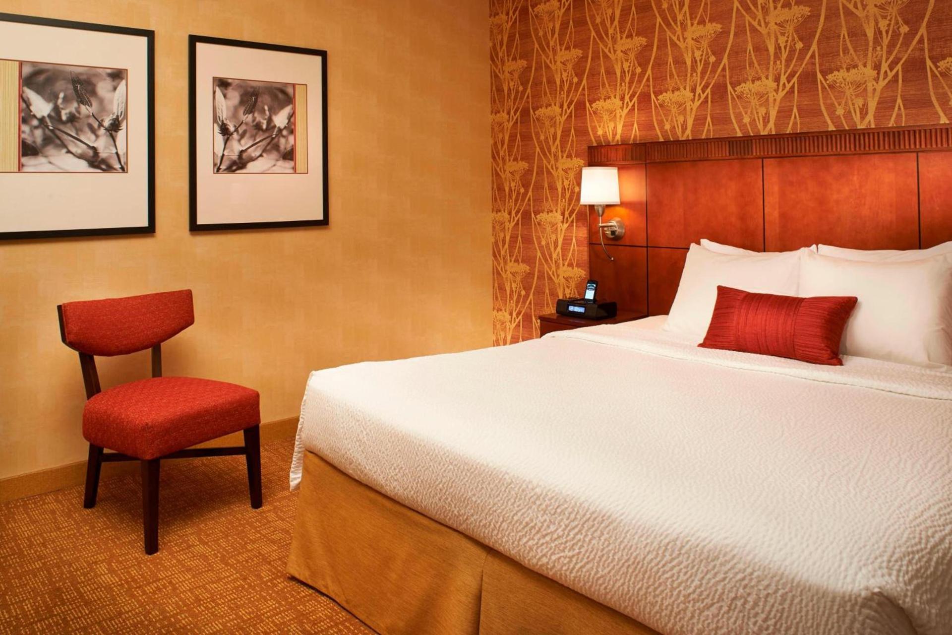 Courtyard by Marriott Chicago Naperville photo 8