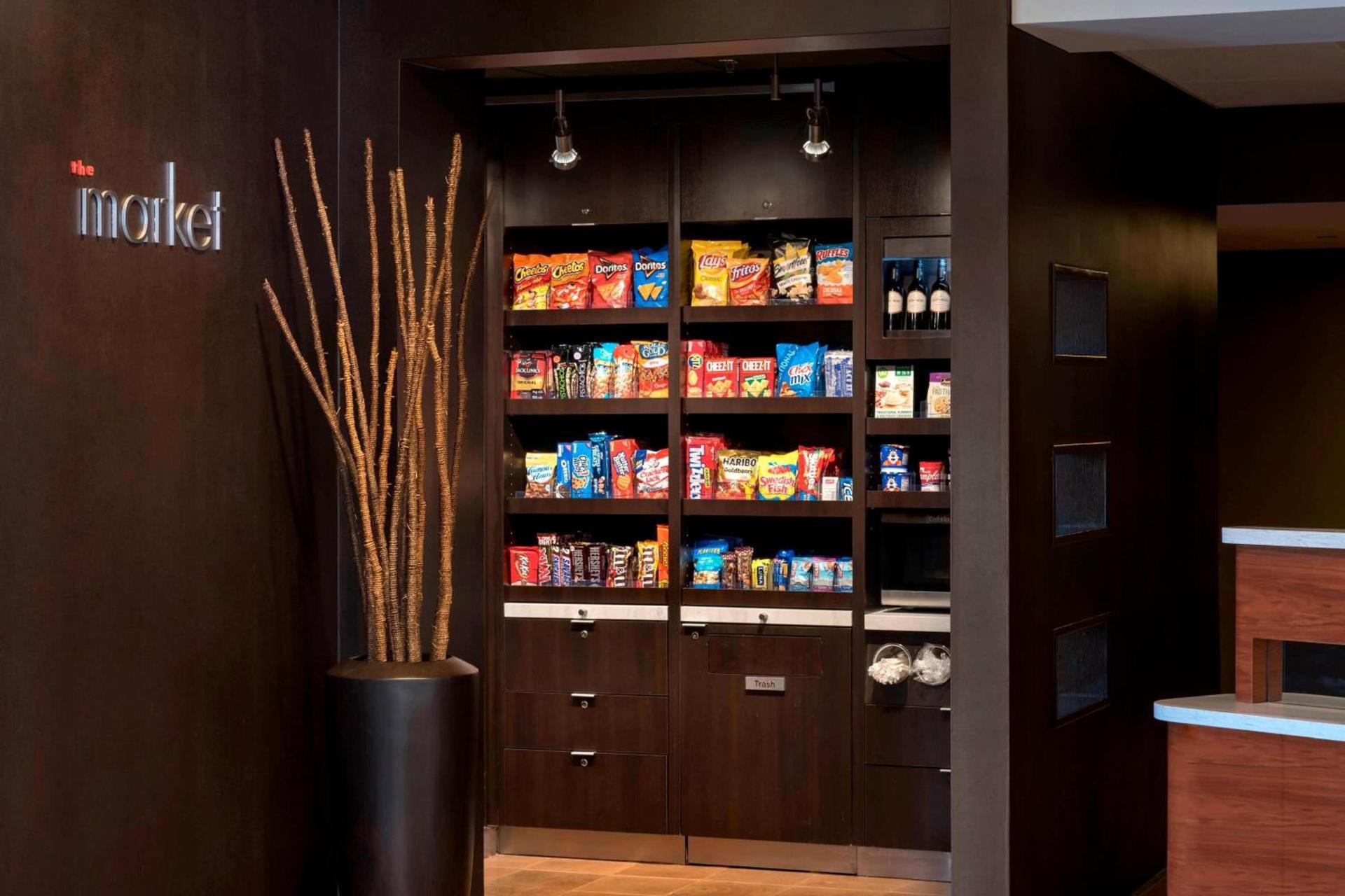 Courtyard by Marriott Chicago Naperville photo 14