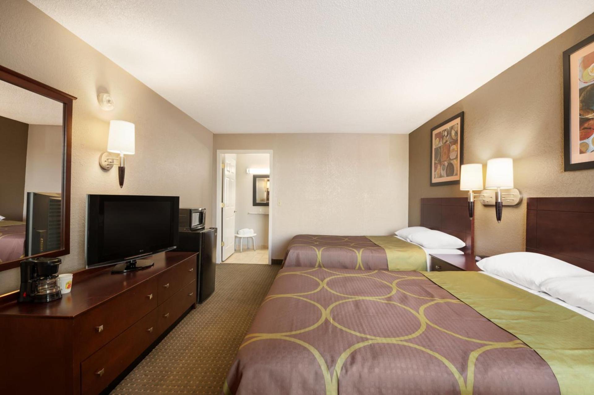 Super 8 by Wyndham Ormond Beach photo 19