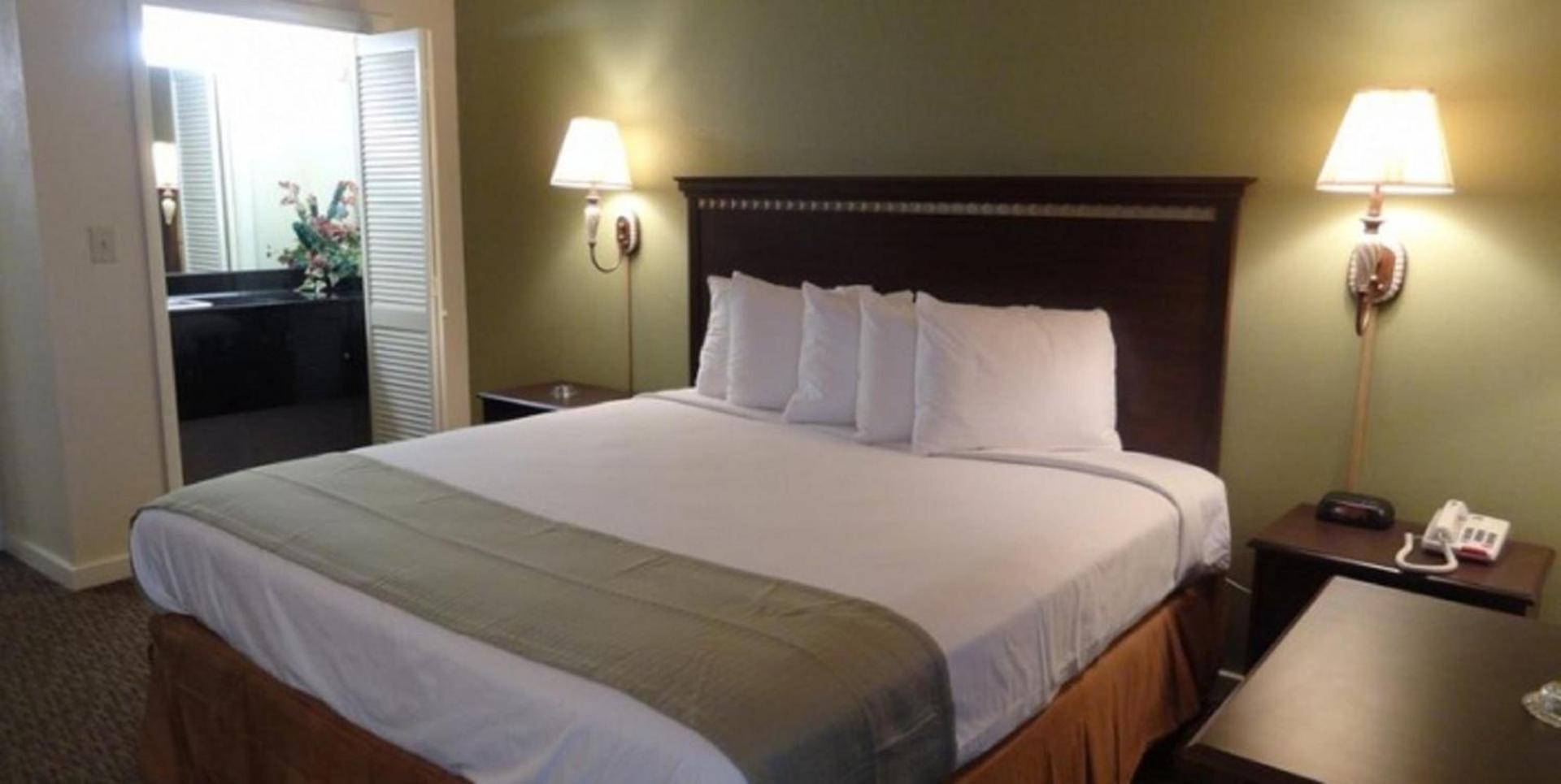 Motel 6 Abbeville, AL photo 21