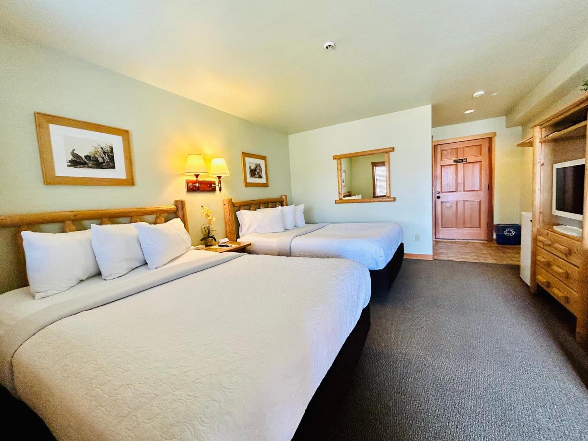 Mt Gardner Inn photo 23