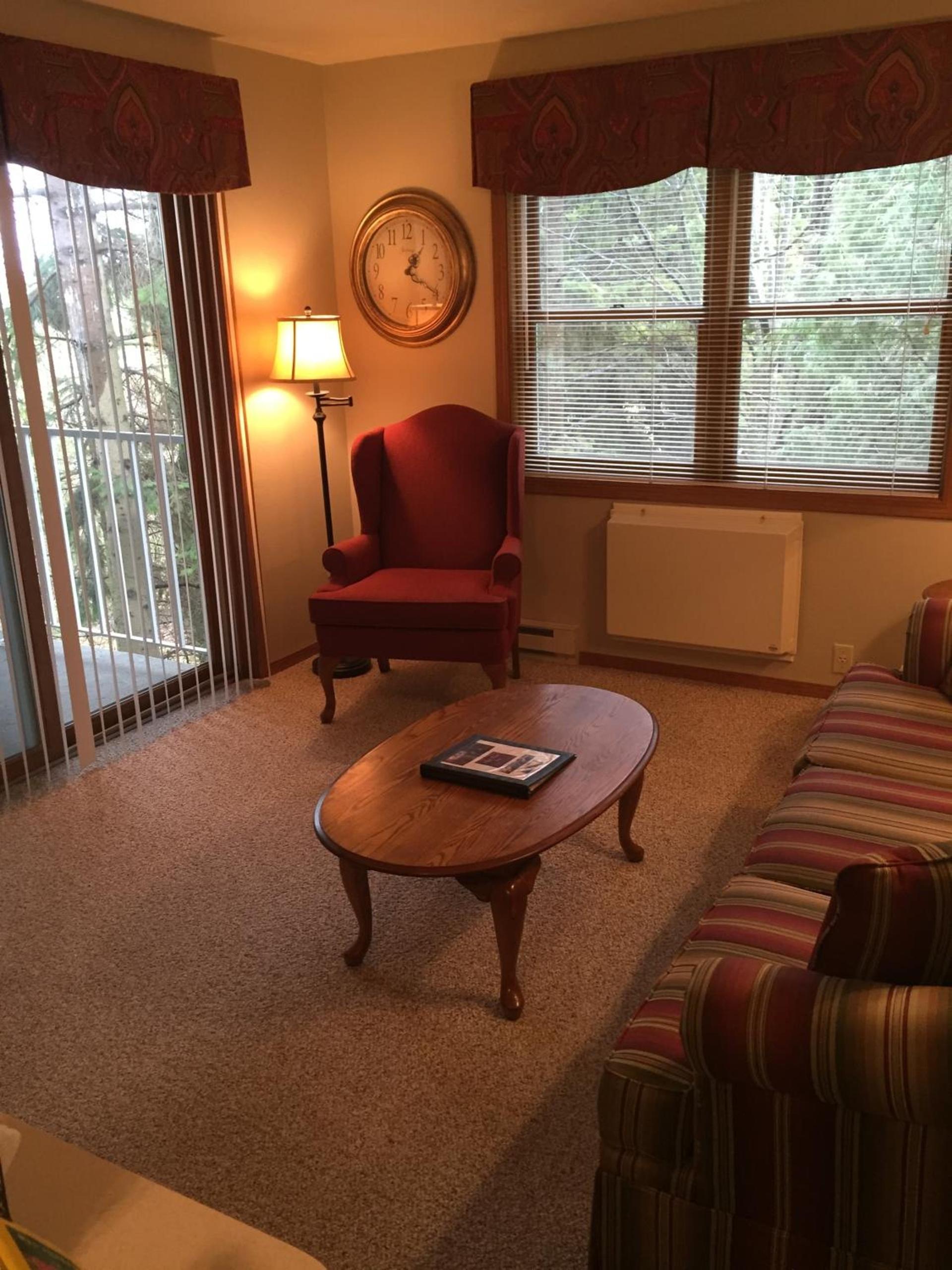 High Point Inn photo 13