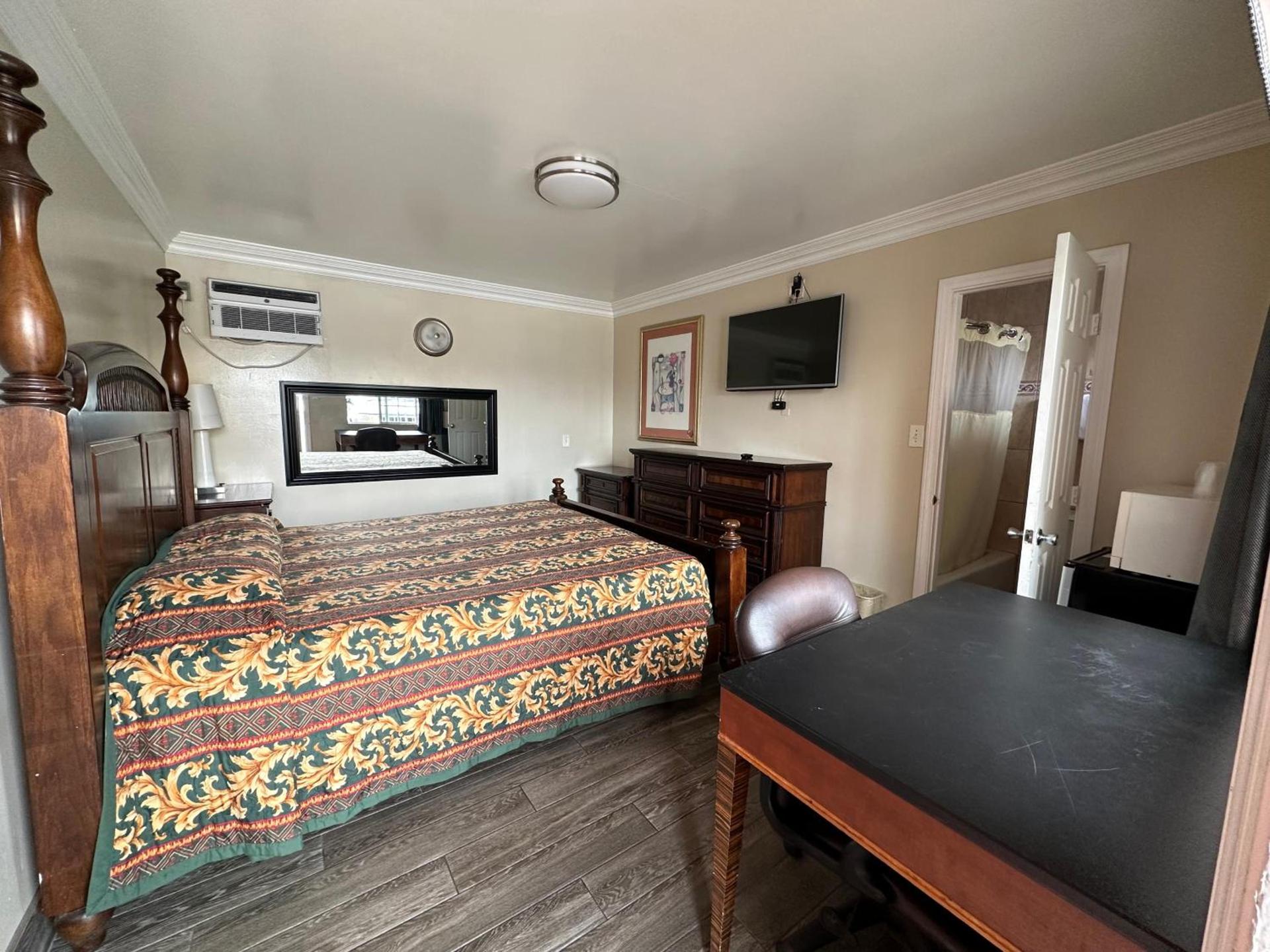 Flamingo Motel Oxnard photo 5