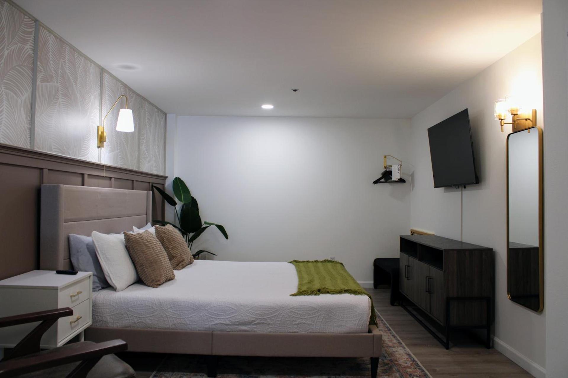 The Brooks Hotel Restaurant and Lounge photo 13